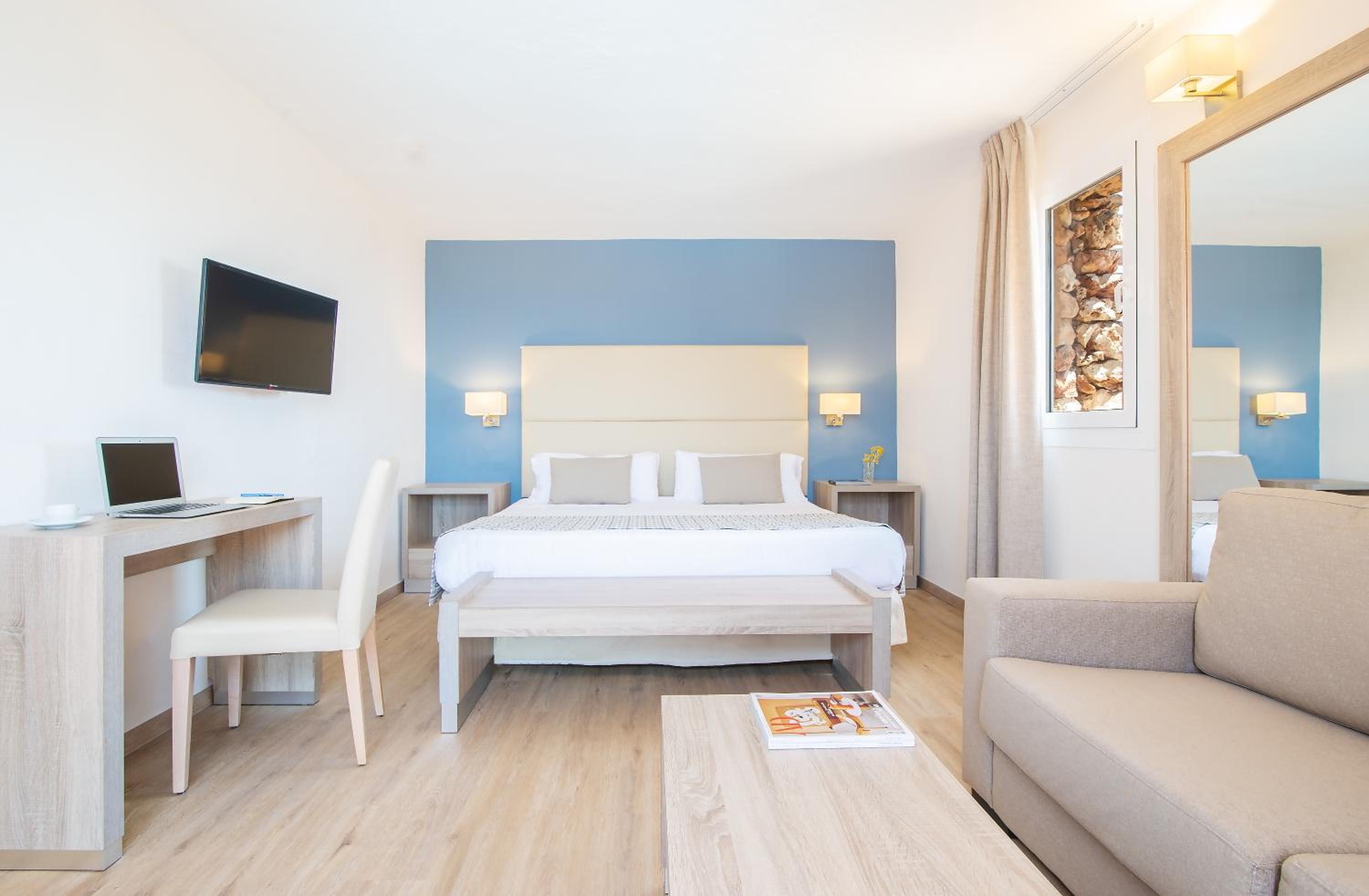 Habitación Doble con Terraza y Vista al Mar
