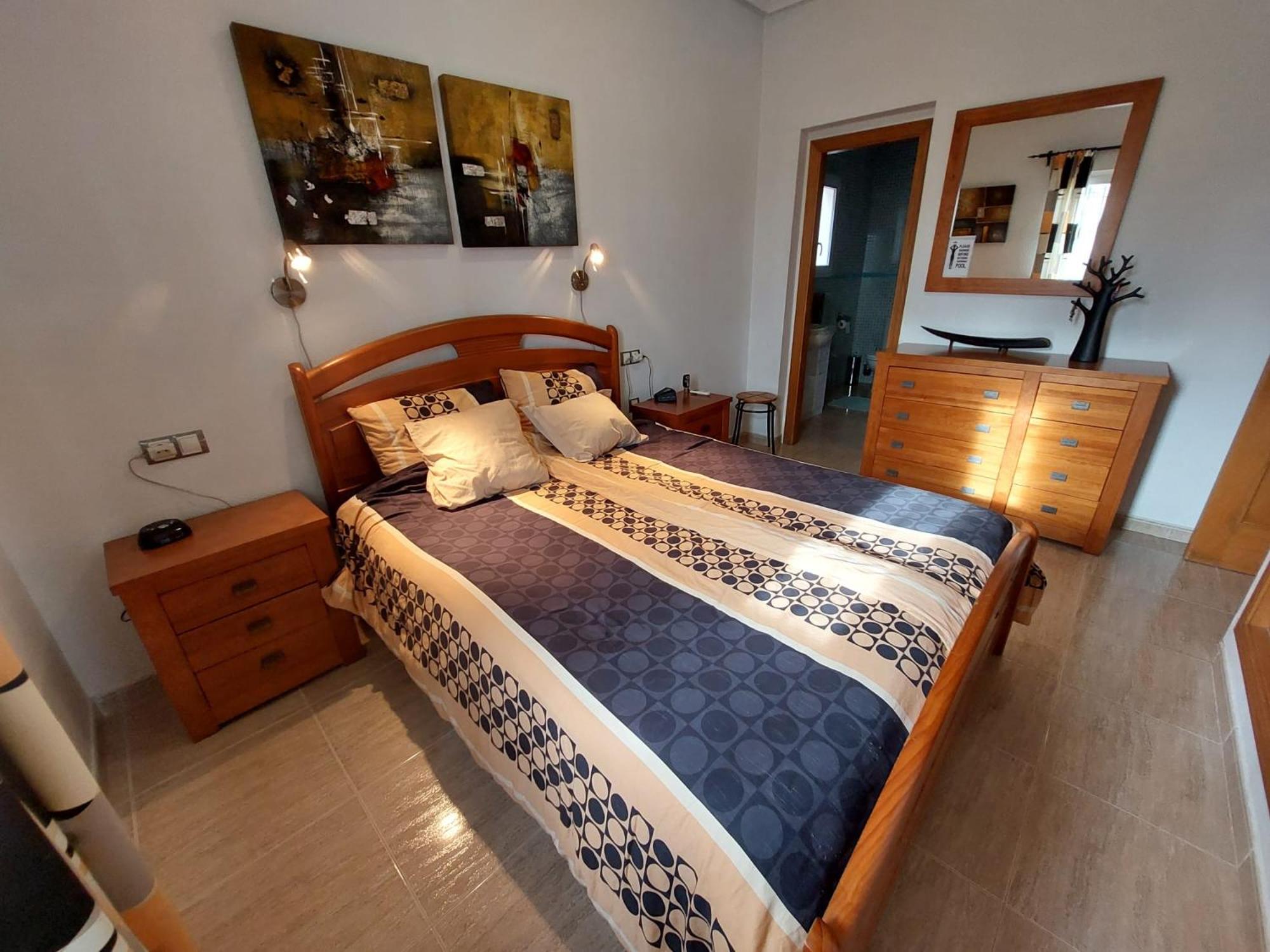 Villa de Tres Habitaciones