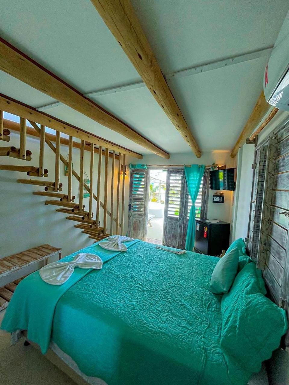 Quadruple Room with Sea View