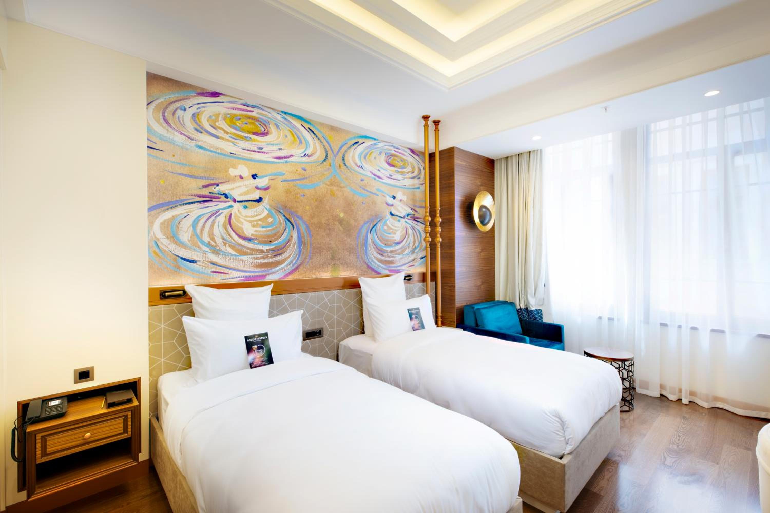 Superior Room with Two Twin Beds