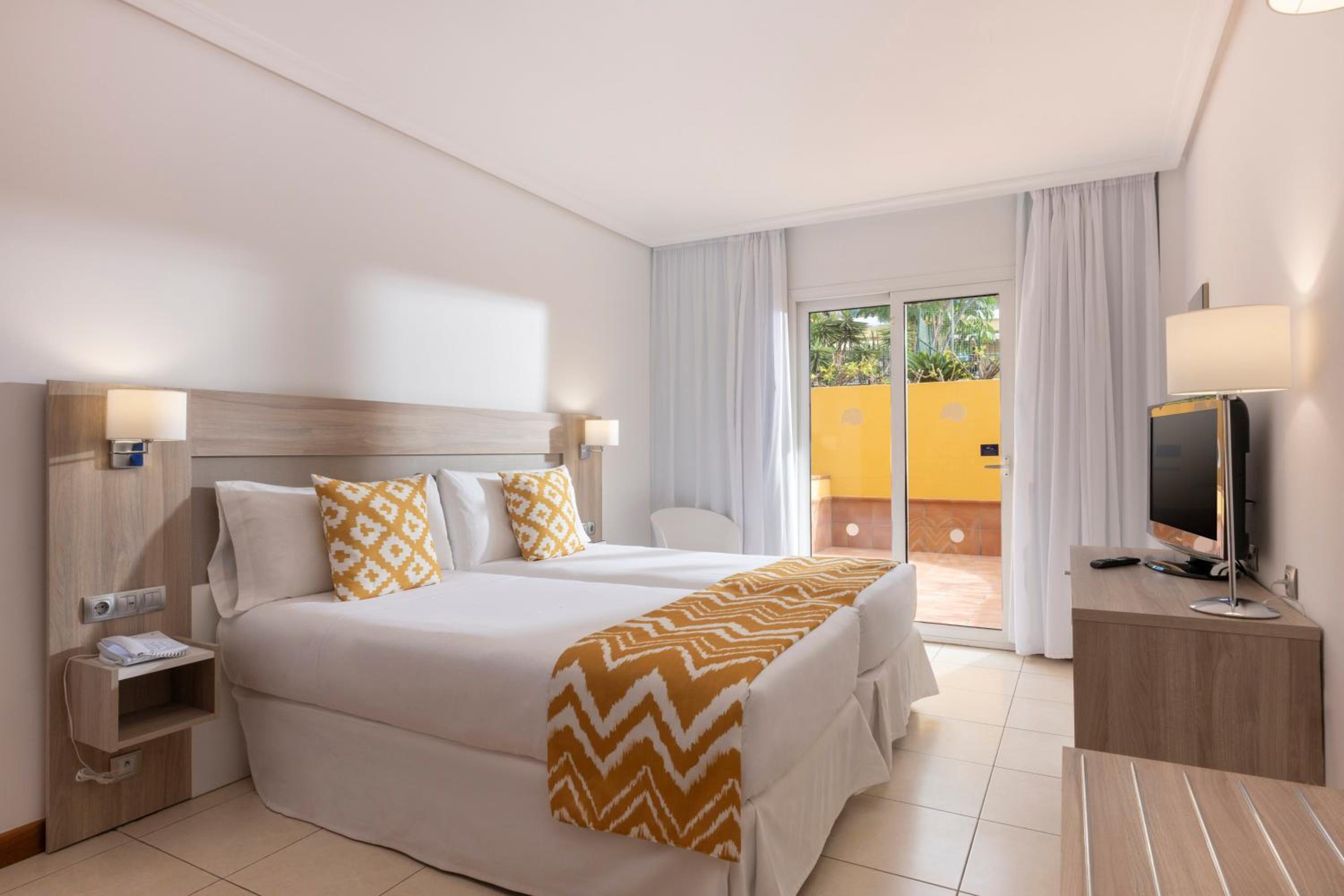 Habitación Suite Jardín (2 adultos).