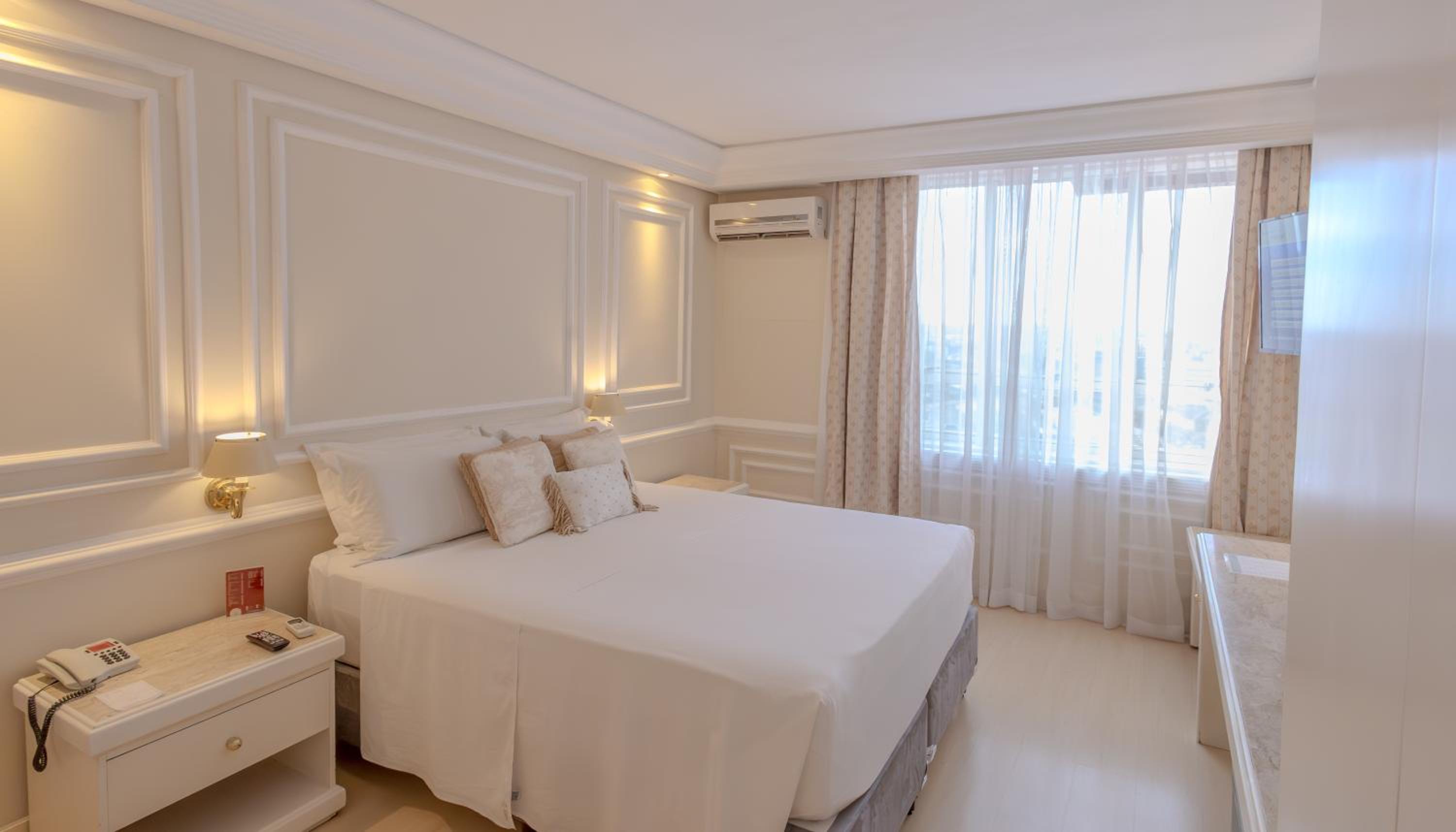 King Suite with Spa Bath