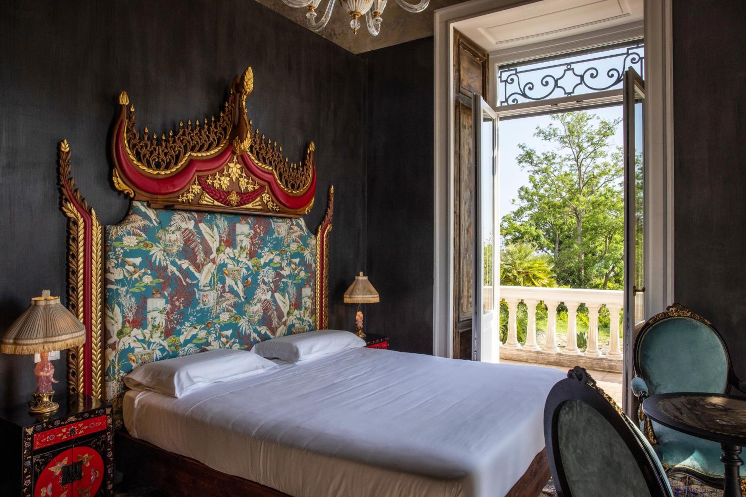 Junior Suite with Sea View - Photo 1