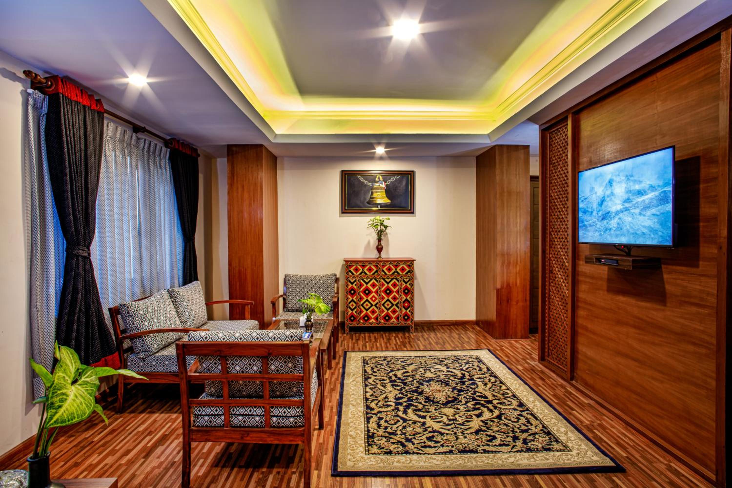 Deluxe Suite photo 3