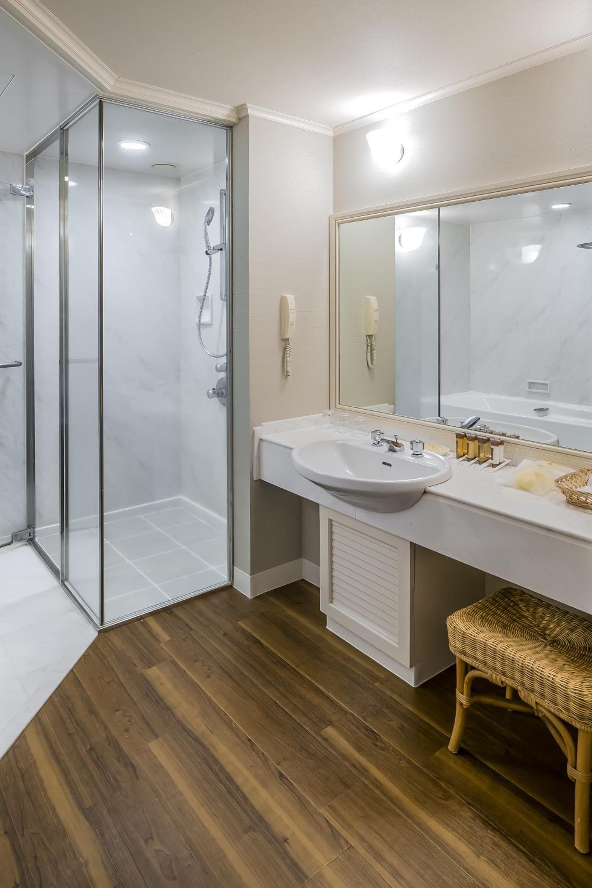 Standard Triple Room - Non-Smoking - Photo 2
