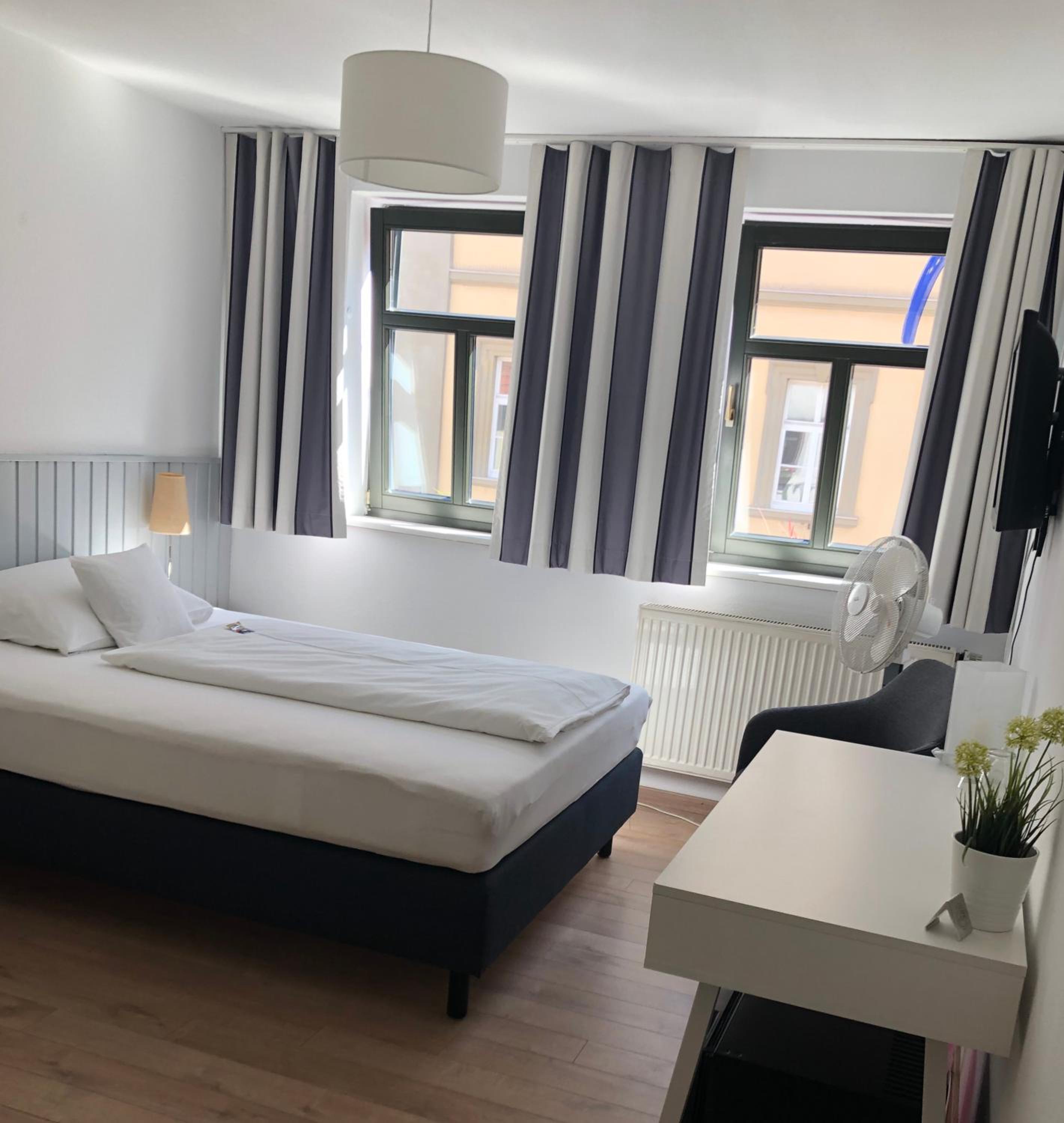 Single Room photo 1