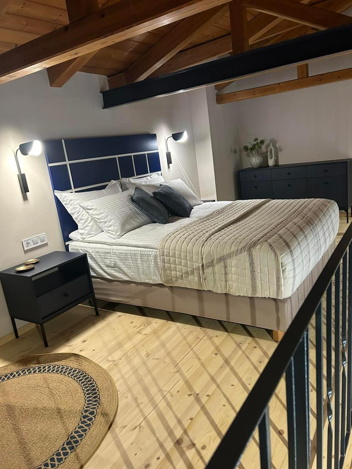Superior Loft Suite with Balcony photo 3