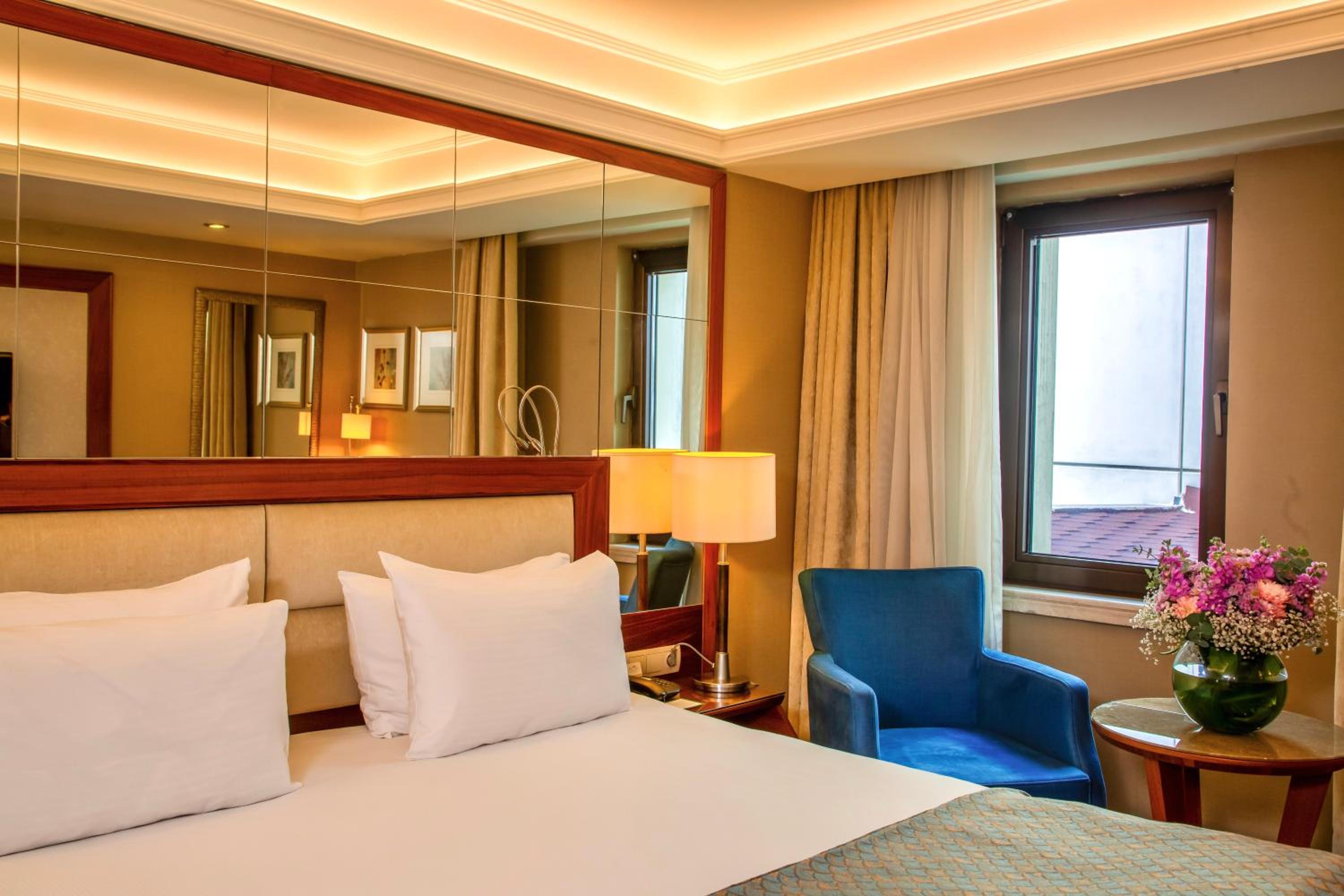 Economy Double or Twin Room - Photo 5