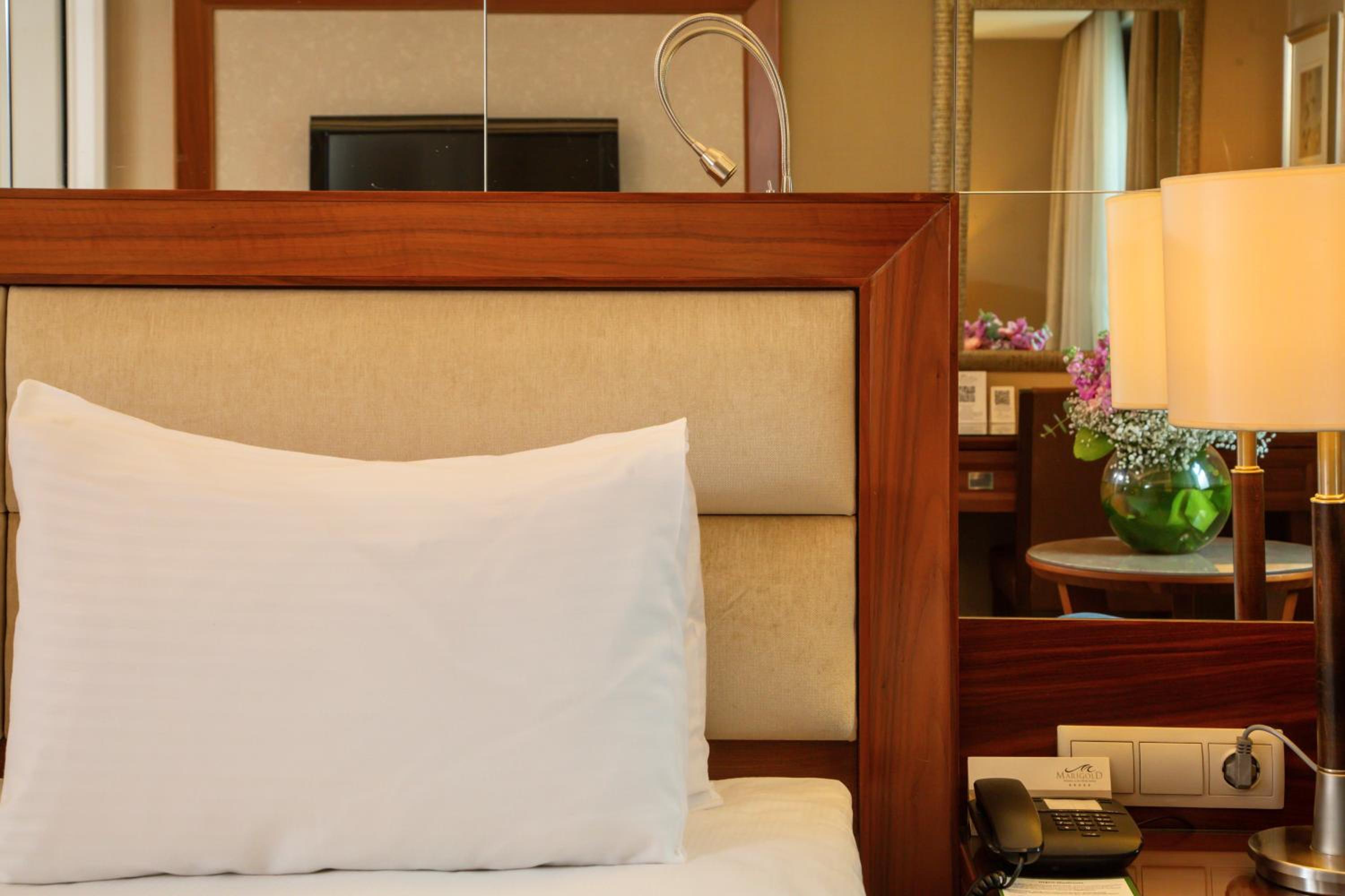 Standard Double or Twin Room - Photo 14