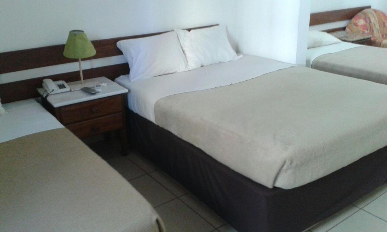 Twin Room with Private Bathroom photo 2
