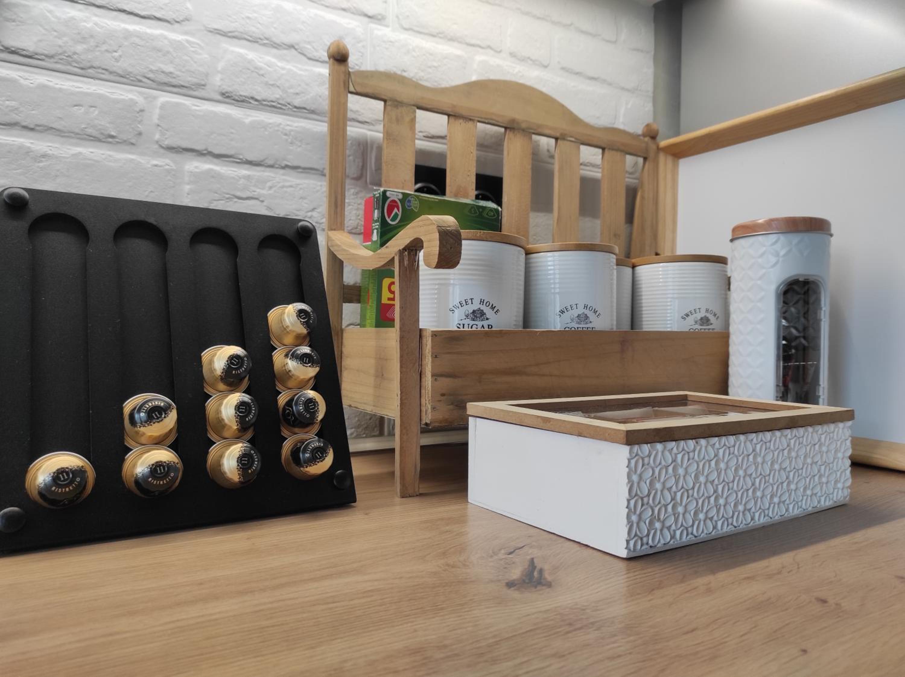 Two-Bedroom House - Photo 2