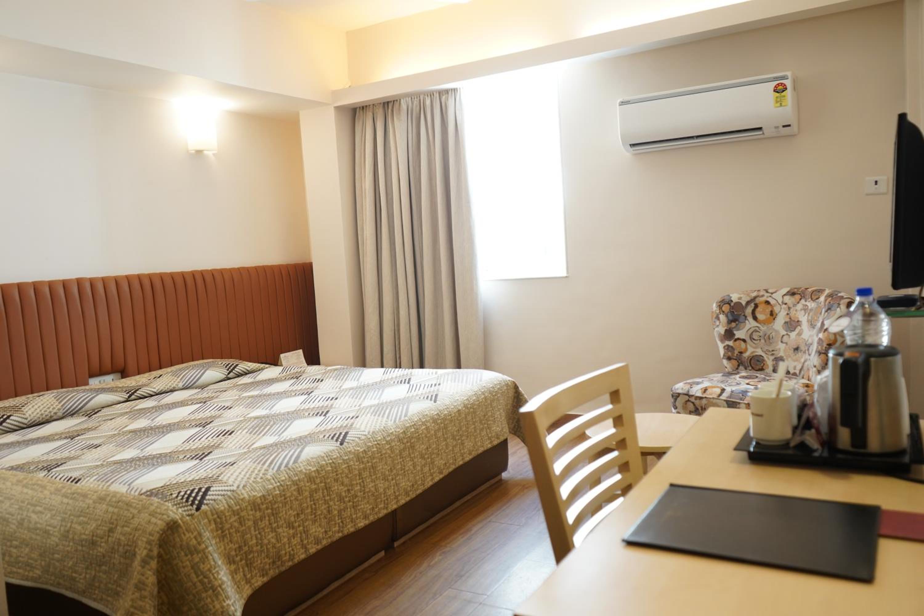 Superior Room - Photo 5