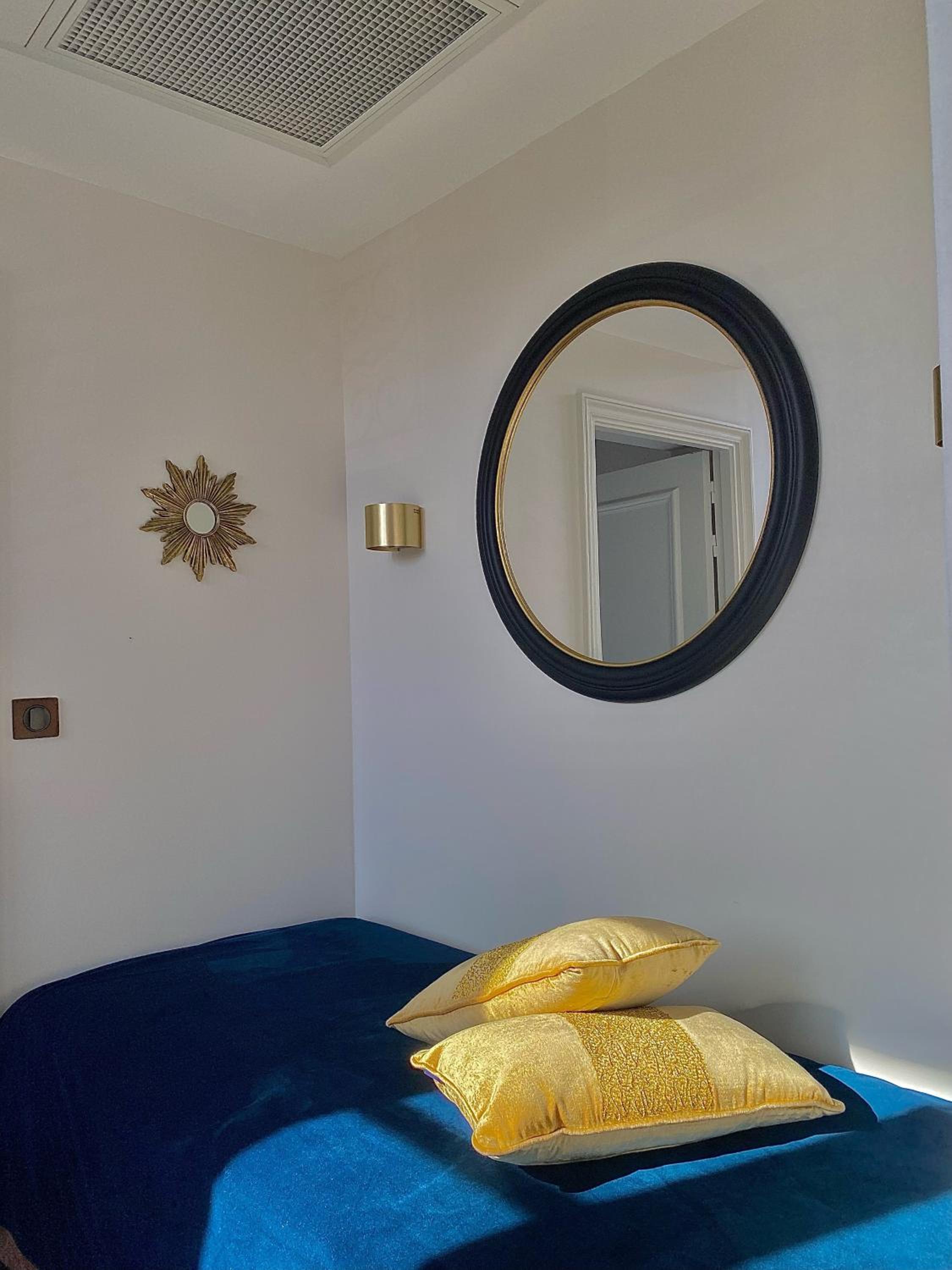 Luxury Suite photo 3