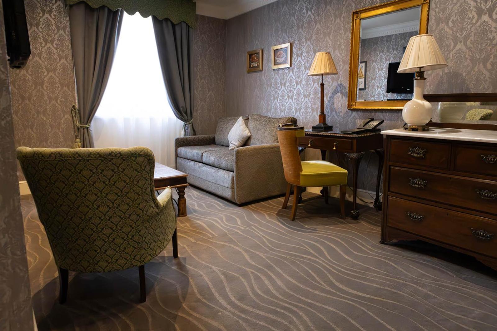 Two Bedroom Junior Suite with Kitchenette photo 3
