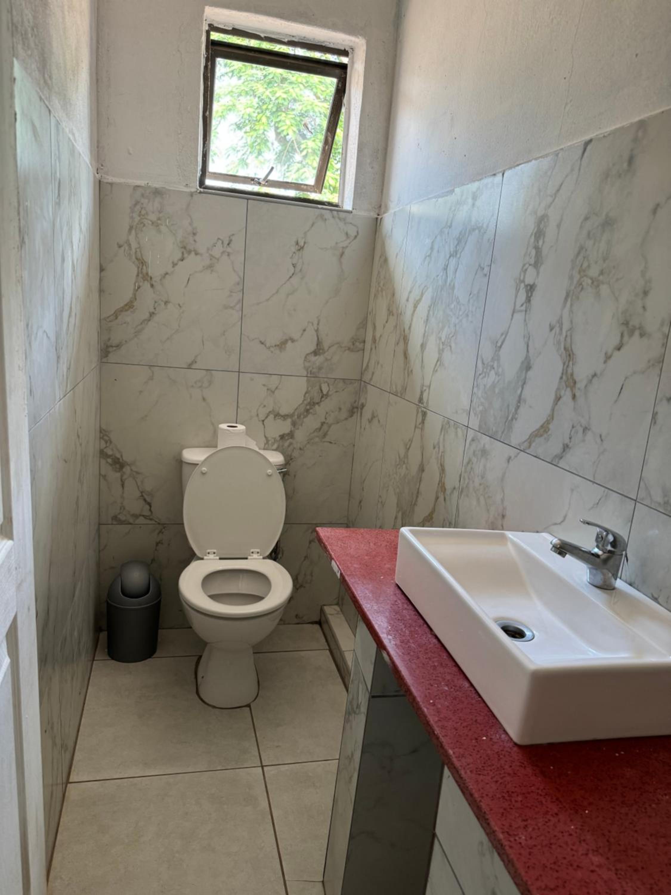 Deluxe Double or Twin Room photo 3