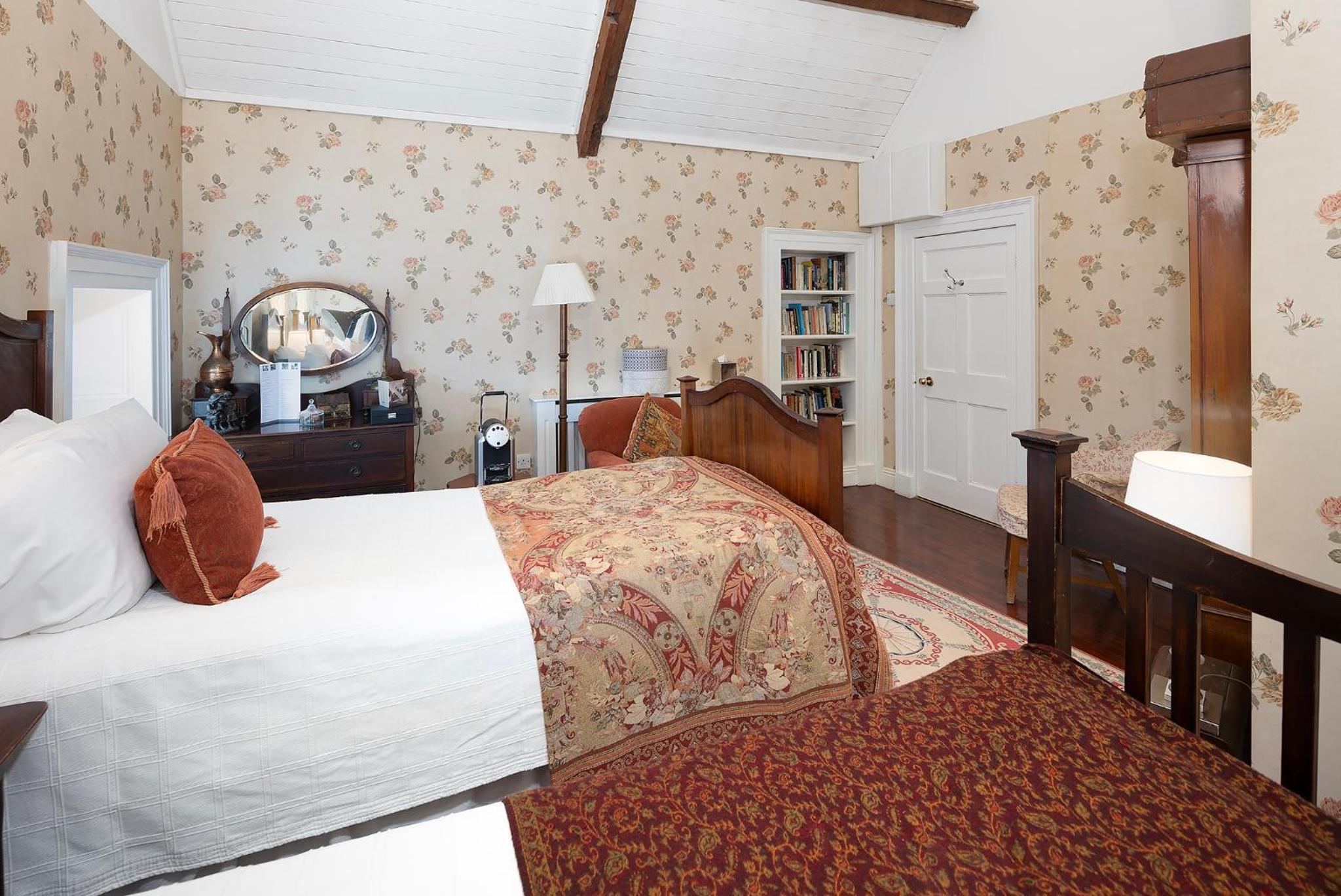Deluxe Triple Room photo 2