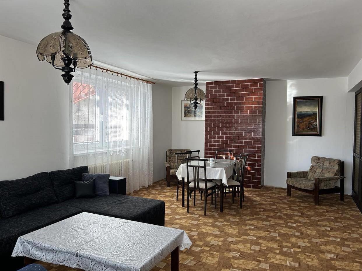 Apartment With Balcony photo 3