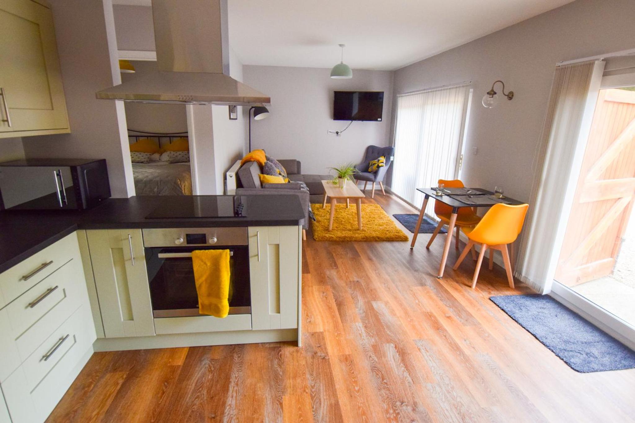 One-Bedroom House photo 1