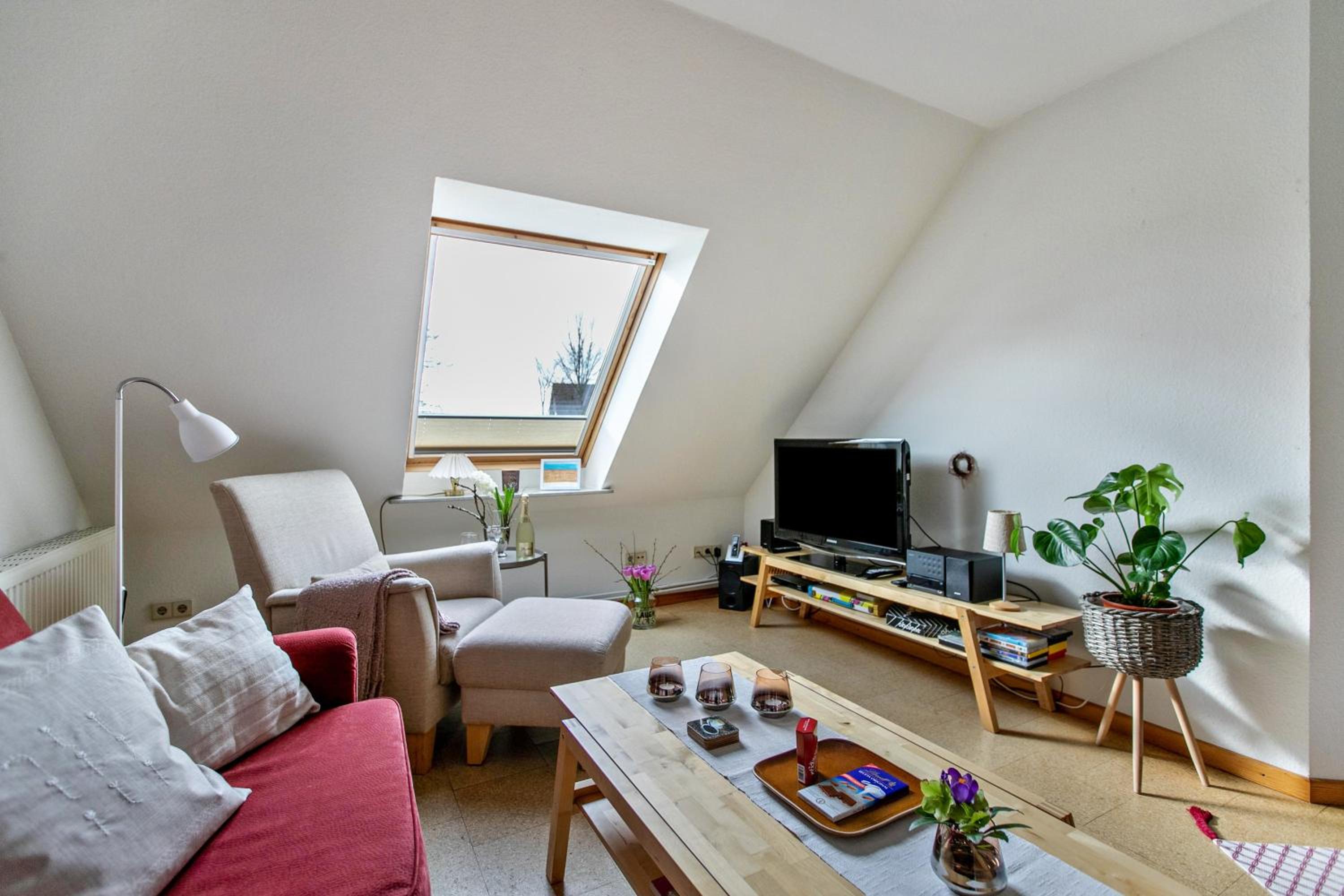 Two-Bedroom Deluxe Apartment with Garden View photo 3