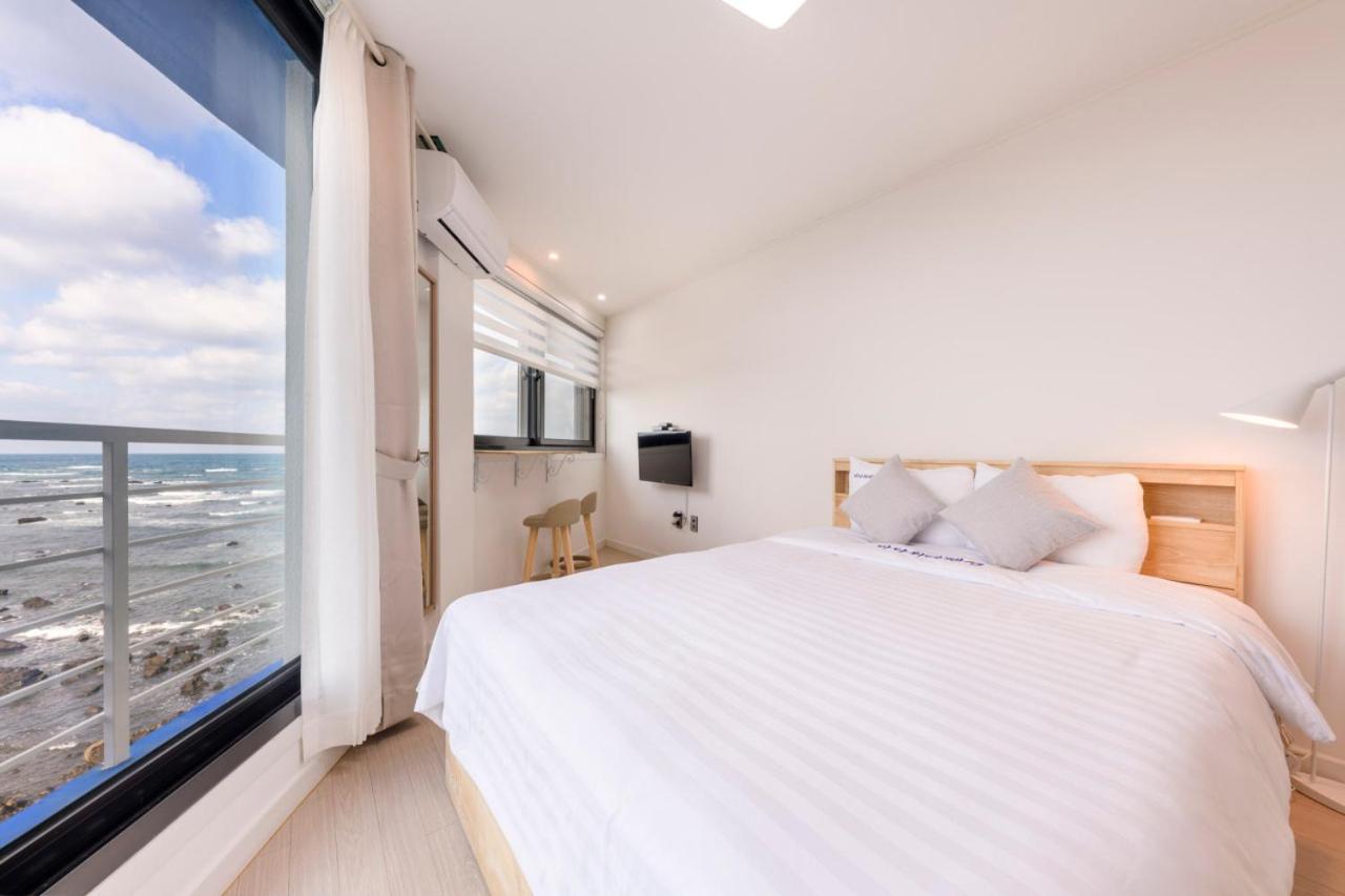Studio with Ocean View photo 2