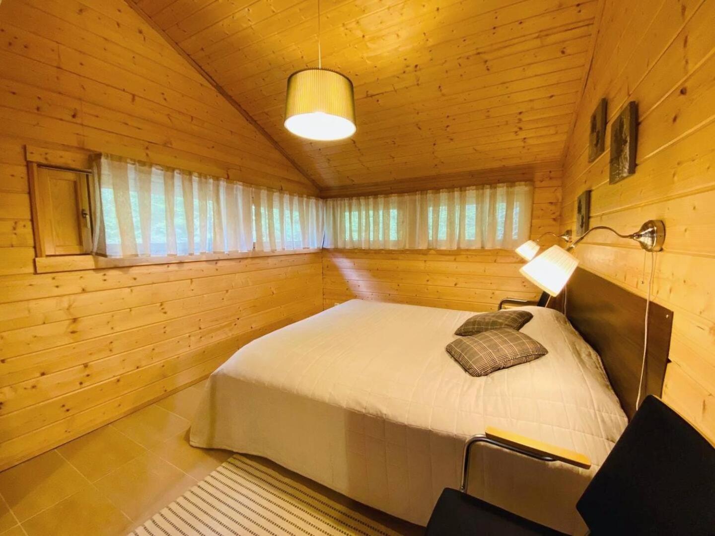 Three-Bedroom House photo 1