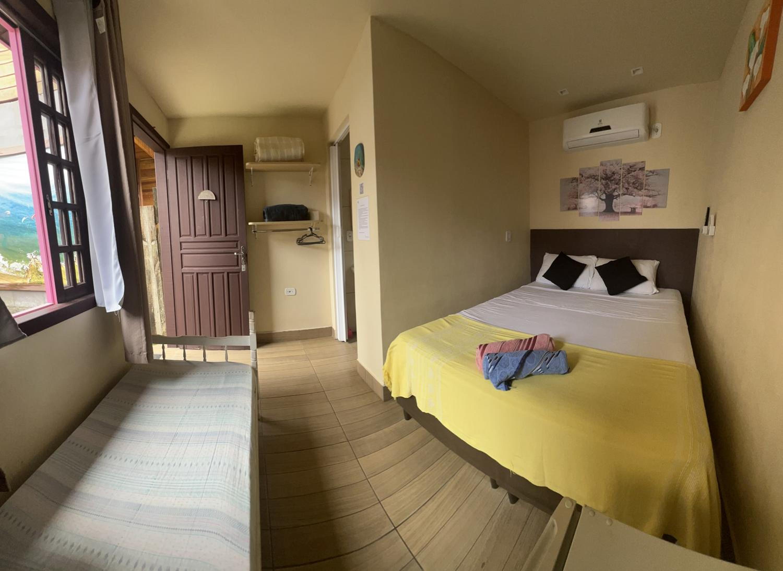 Deluxe Room (1 adult + 1 child) photo 1