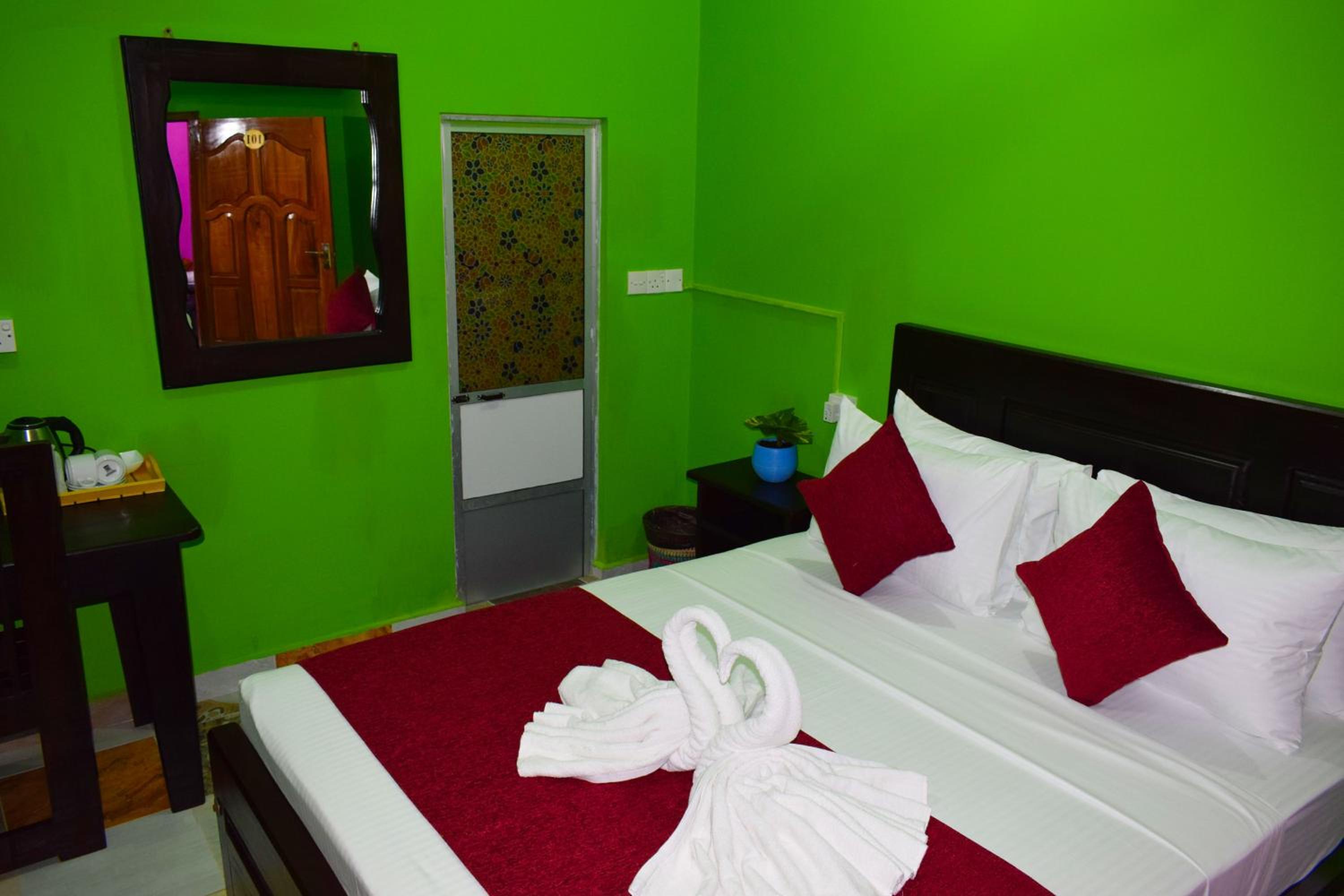 Standard Double Room With Fan photo 1