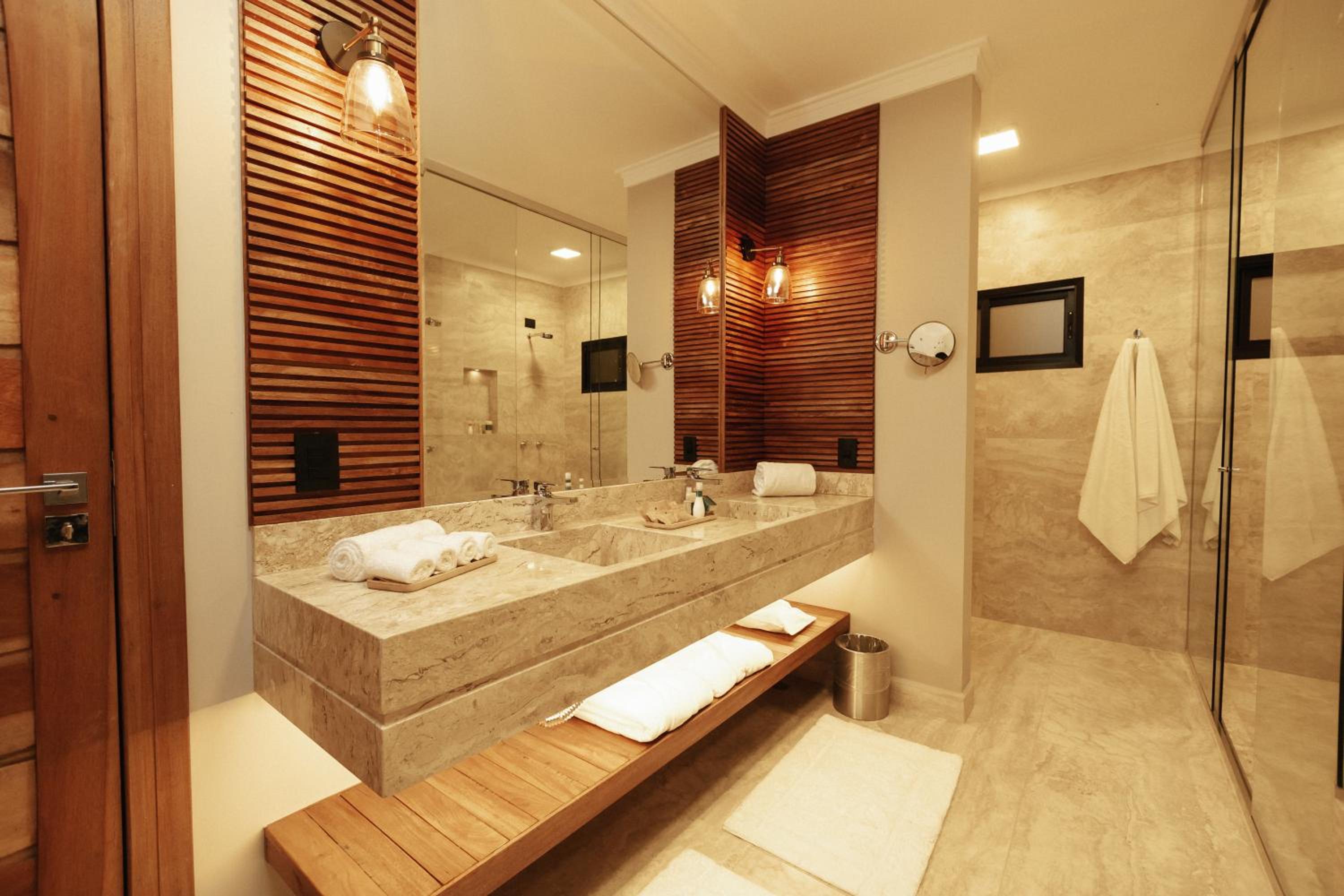 Deluxe Double Room with Bath