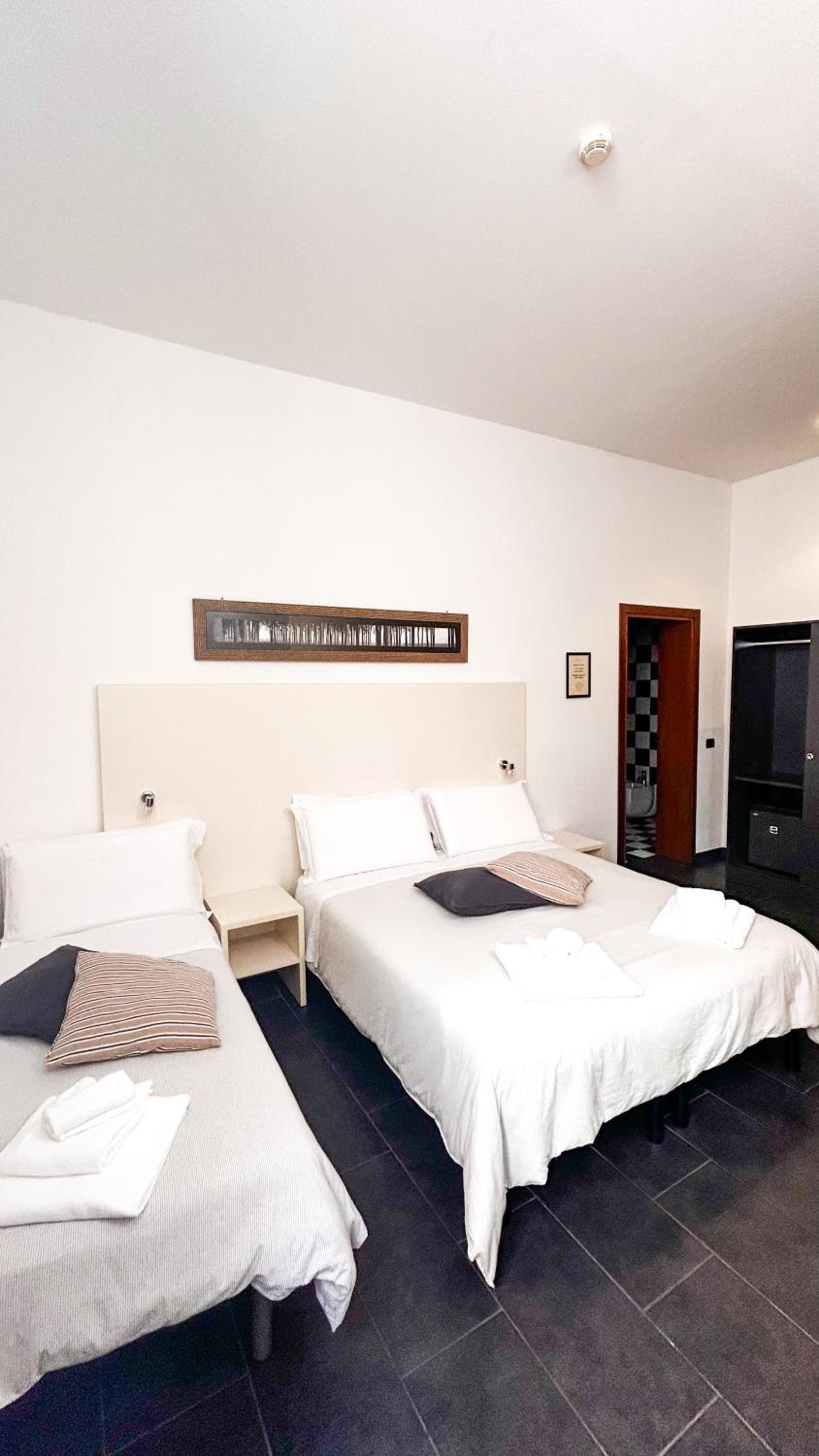 Triple Room - Photo 3
