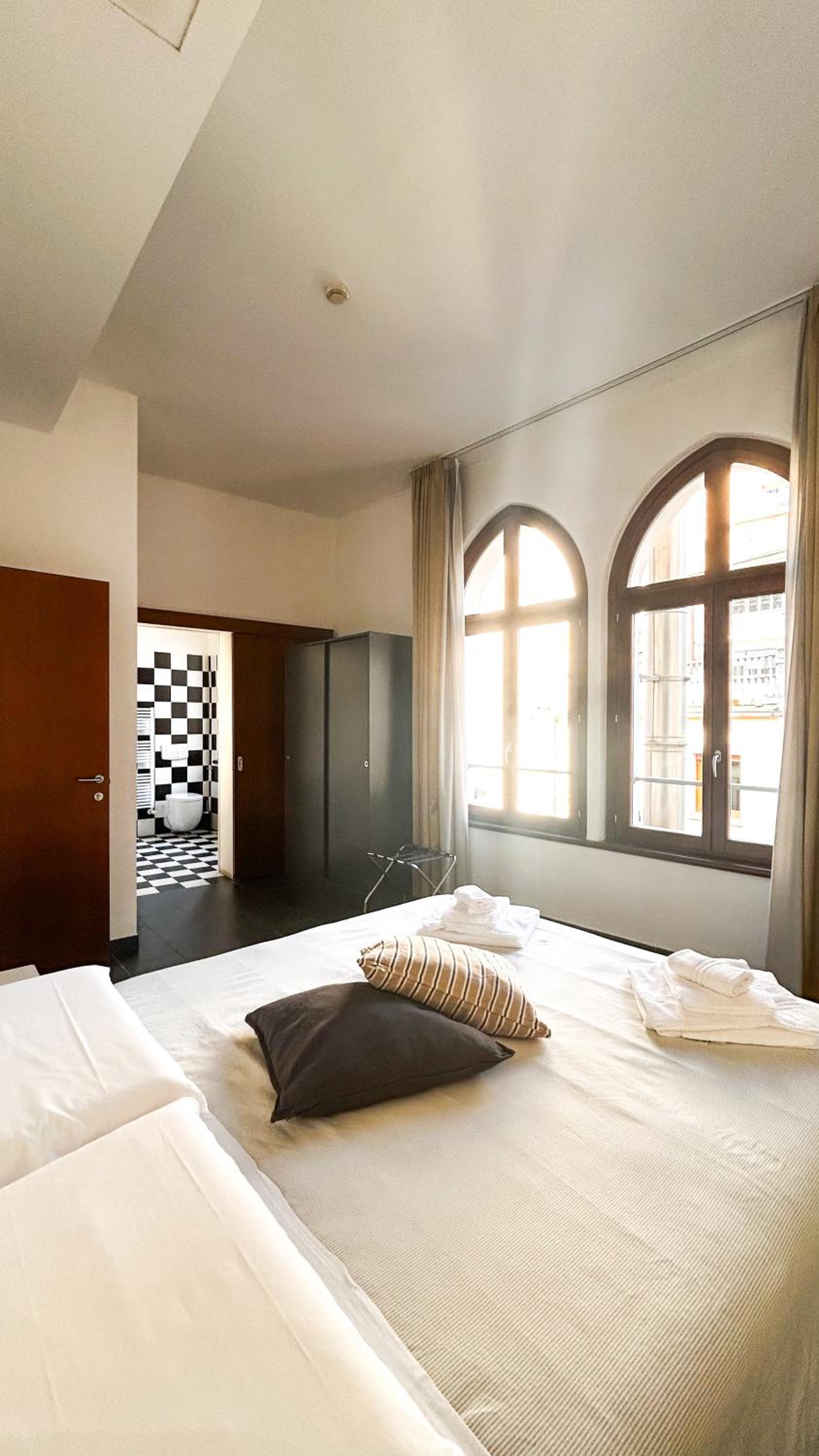 Double Room - Photo 4