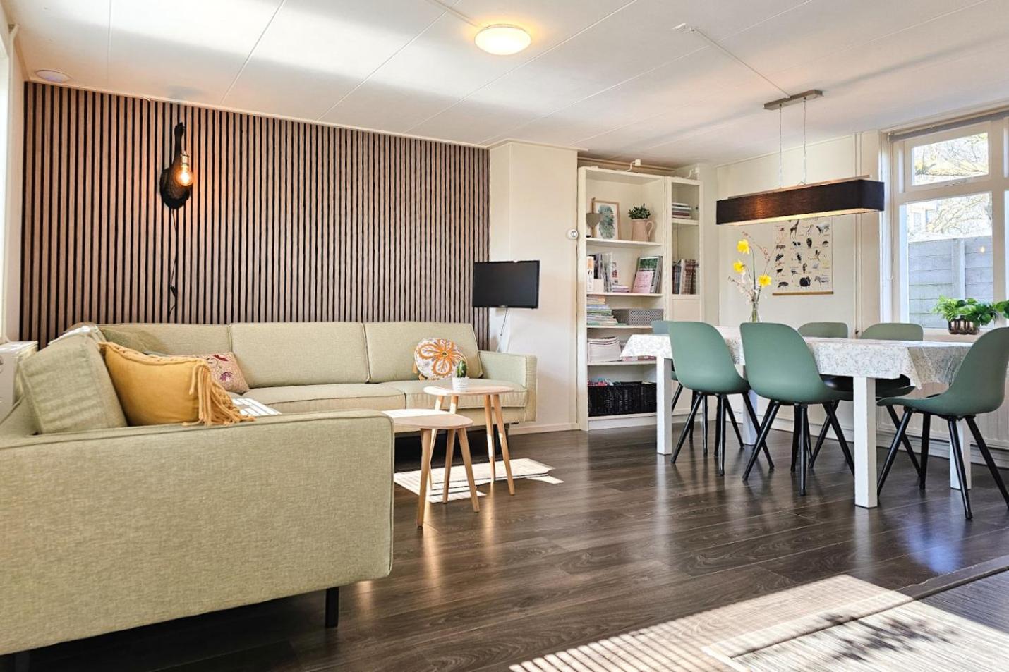 Three-Bedroom House photo 1
