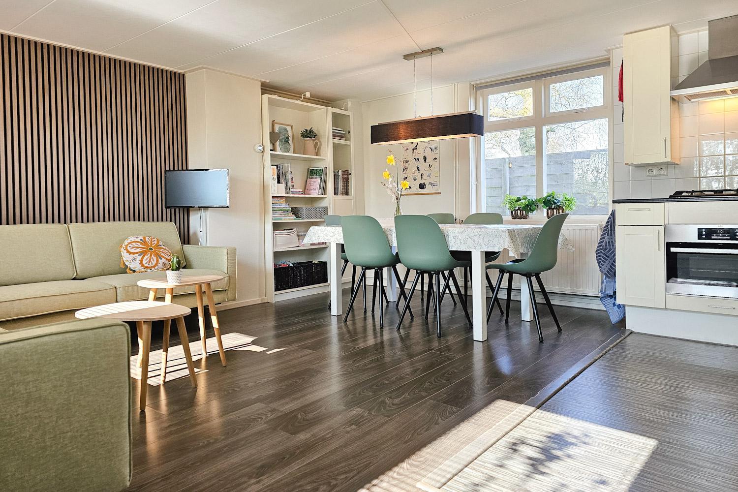 Three-Bedroom House photo 2