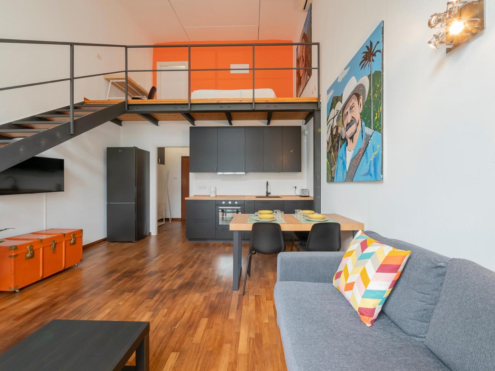 One-Bedroom Apartment