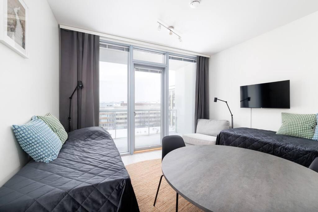 One-Bedroom Apartment photo 3