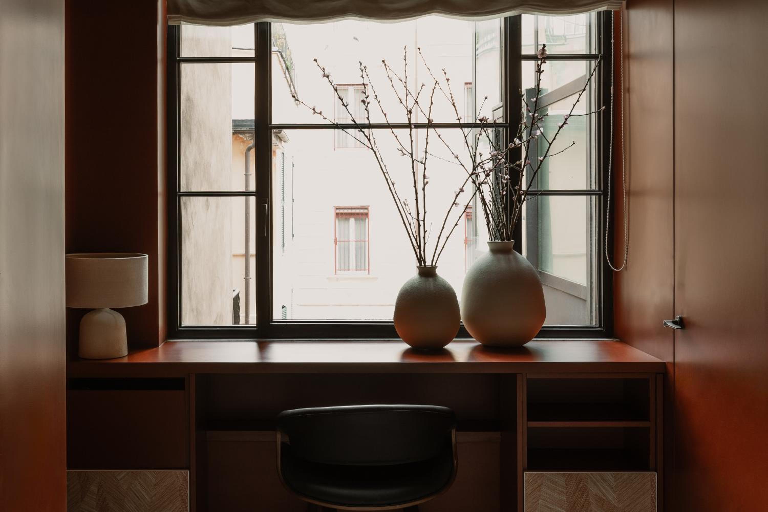 Two-Bedroom Suite - Separate Building (Piazza di Spagna, 31)