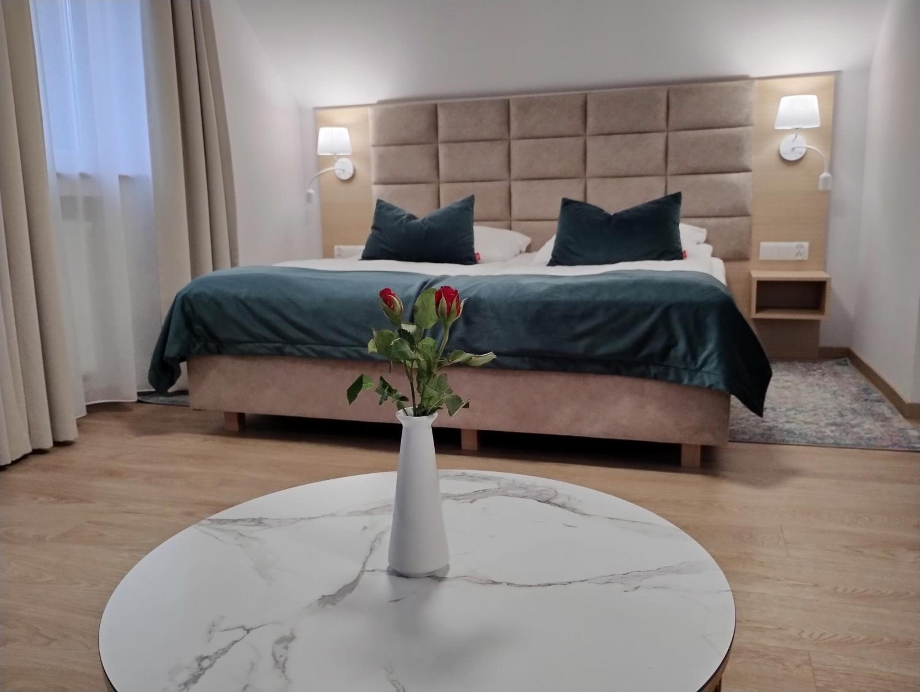Double Room - Photo 3