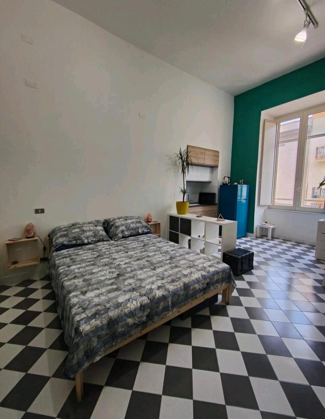 Deluxe Studio
