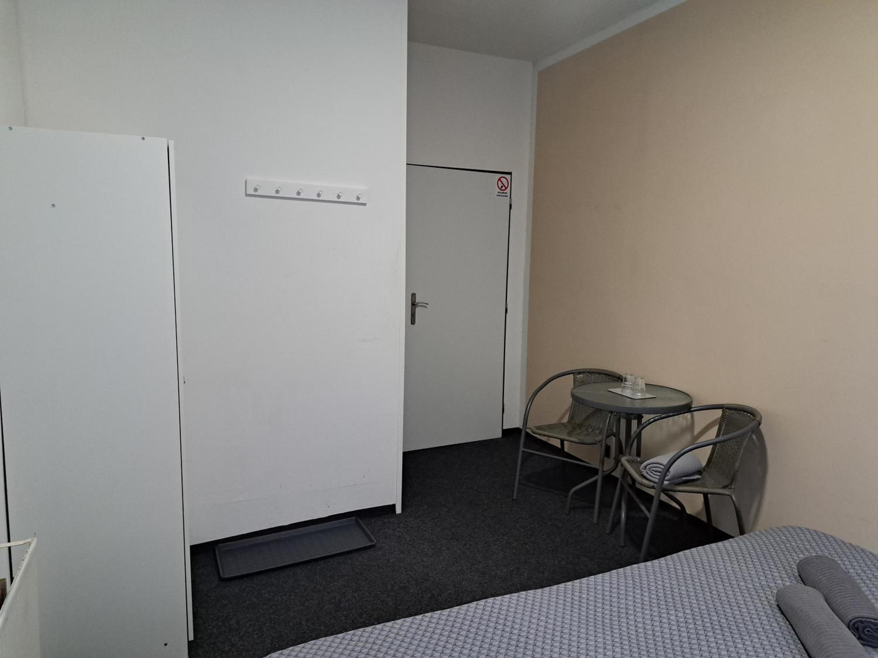 Double or Twin Room - Photo 15