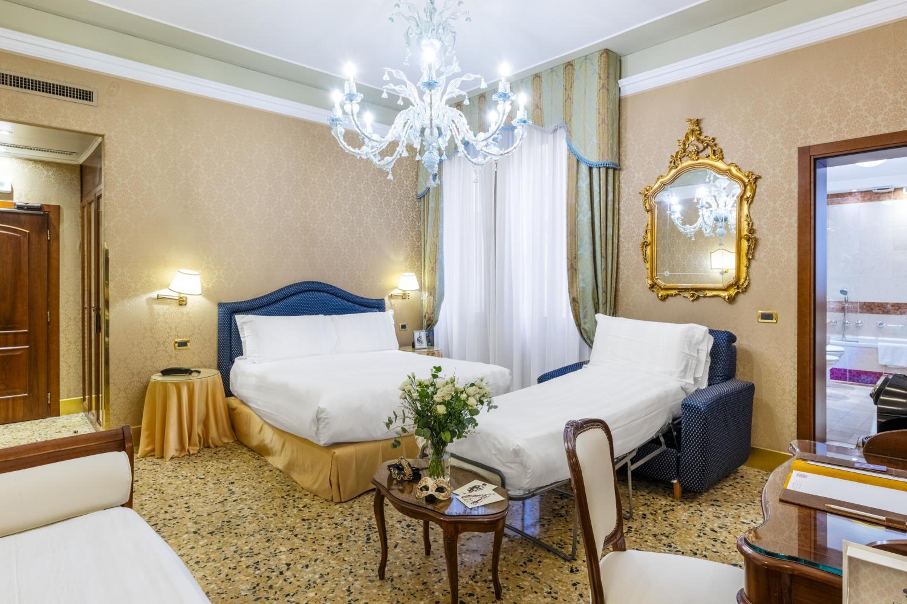 Deluxe Quadruple Room photo 3