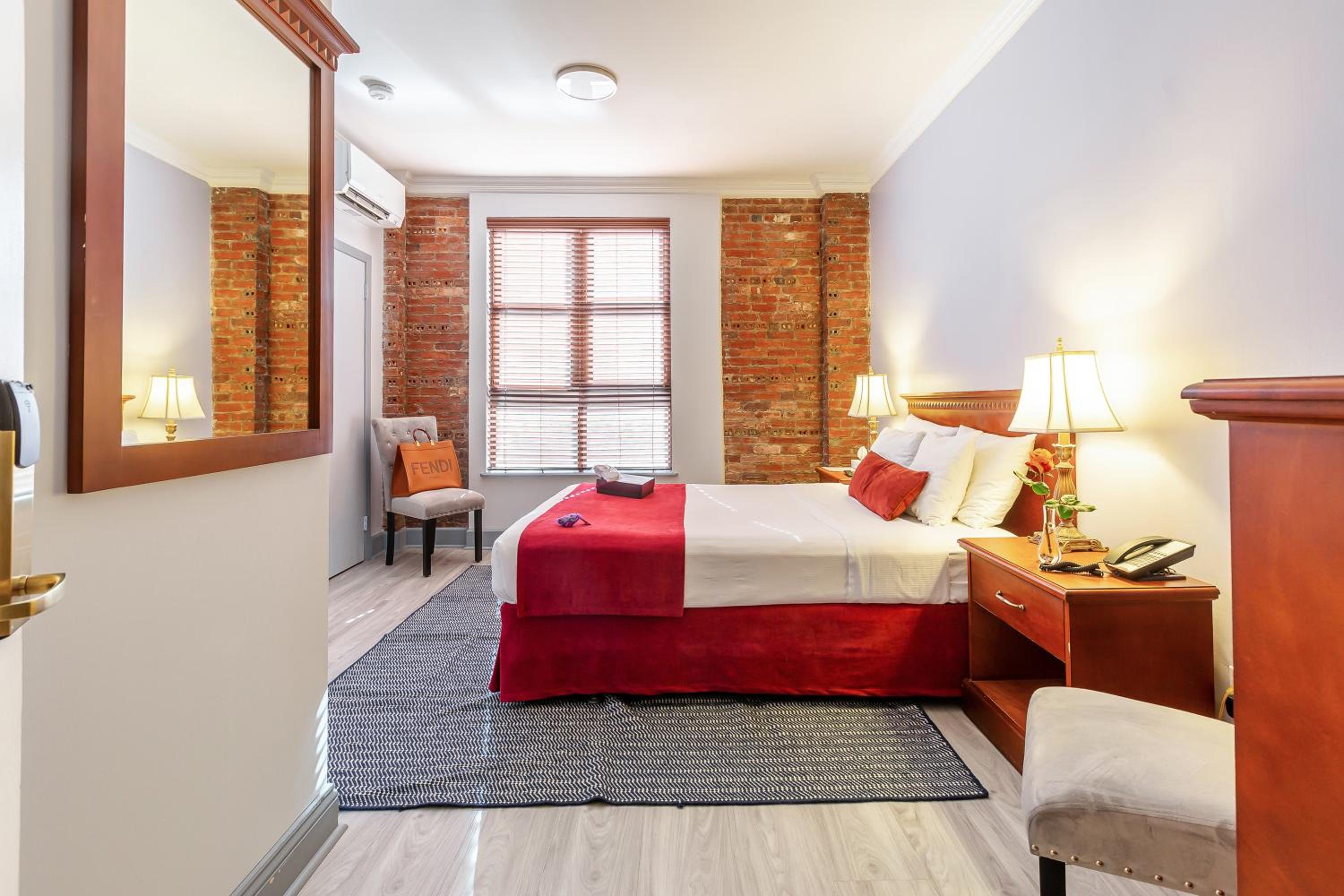 One Queen Bed Room