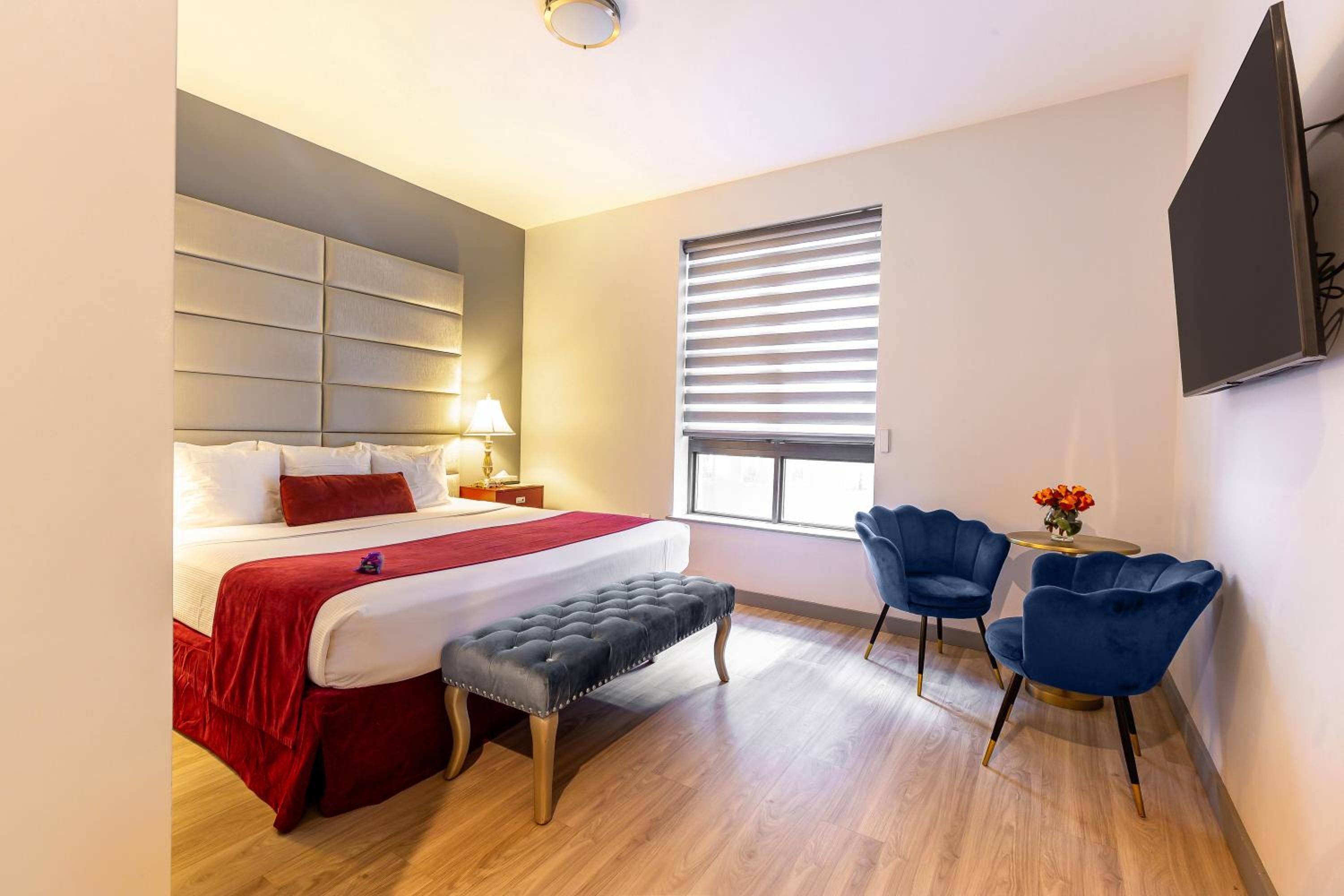 One King Bed Room, Superior