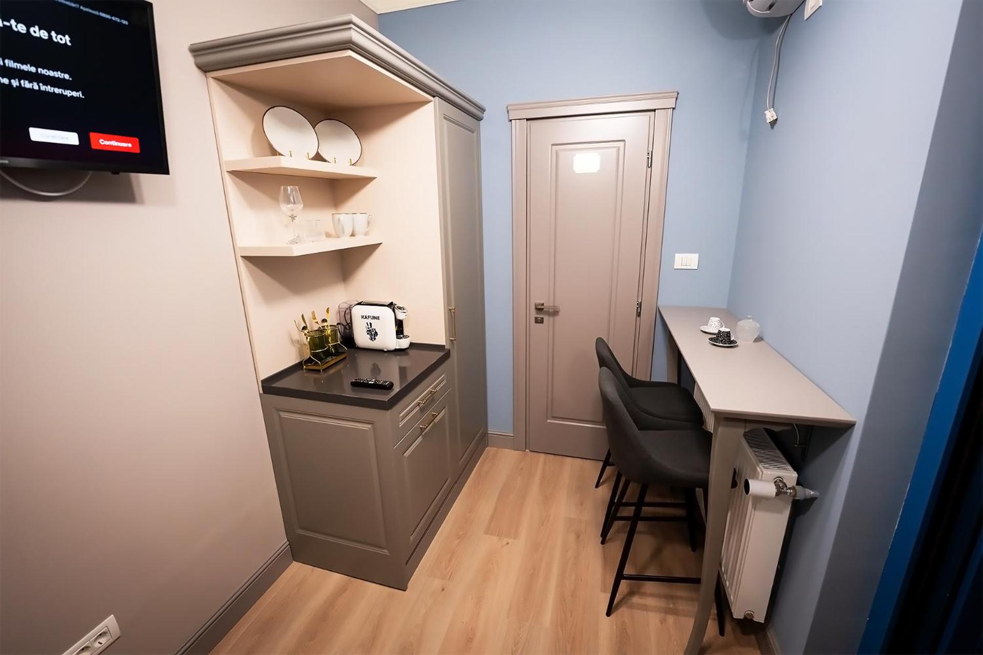 Double Room - Photo 2