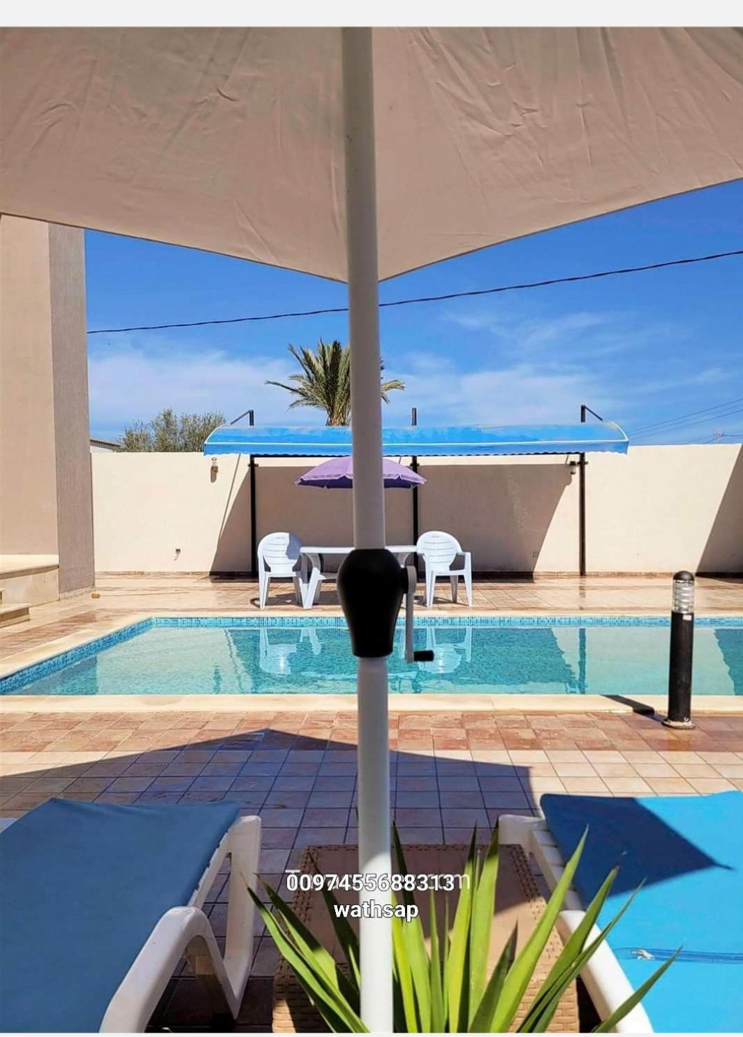 Villa photo 3