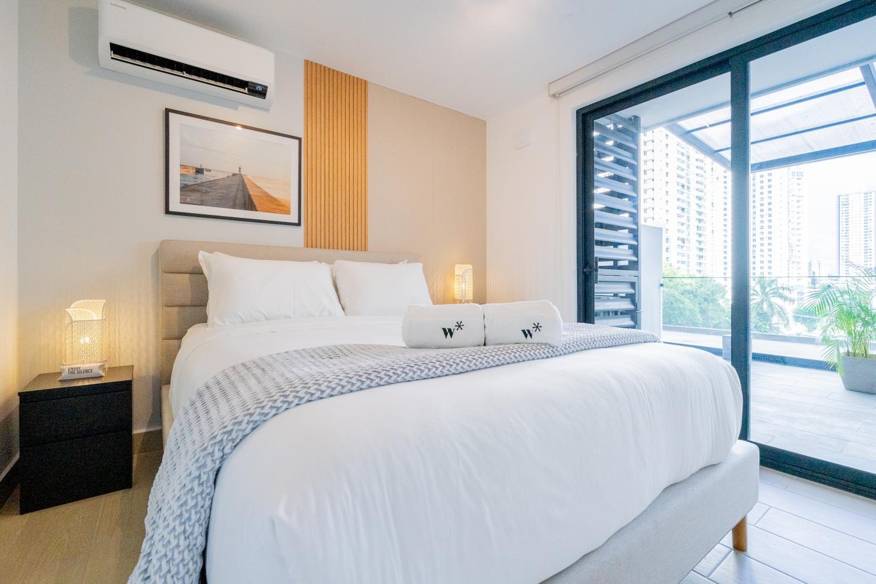 One-Bedroom Apartment with Terrace