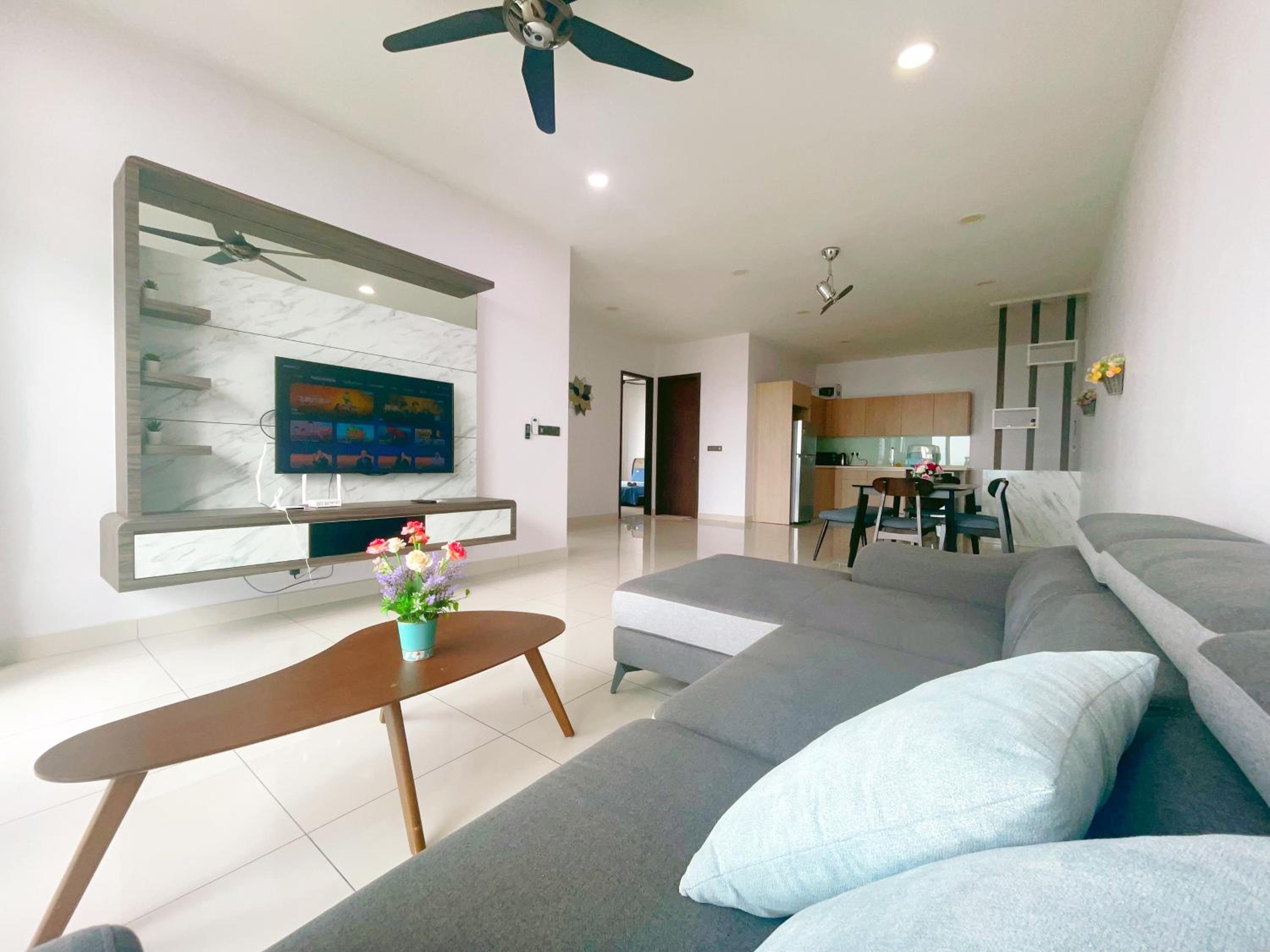 Three-Bedroom Apartment - Photo 1