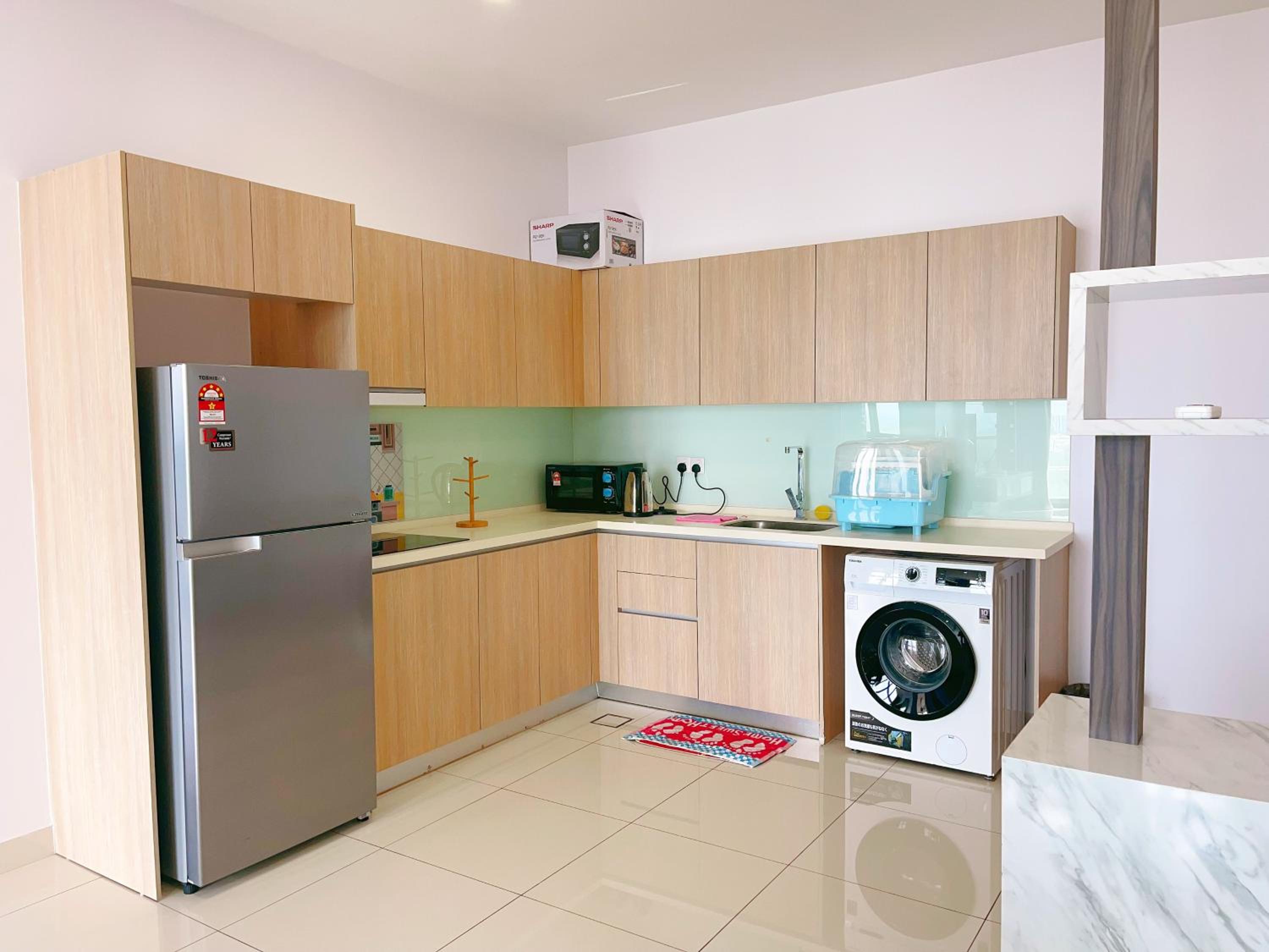 Three-Bedroom Apartment - Photo 4