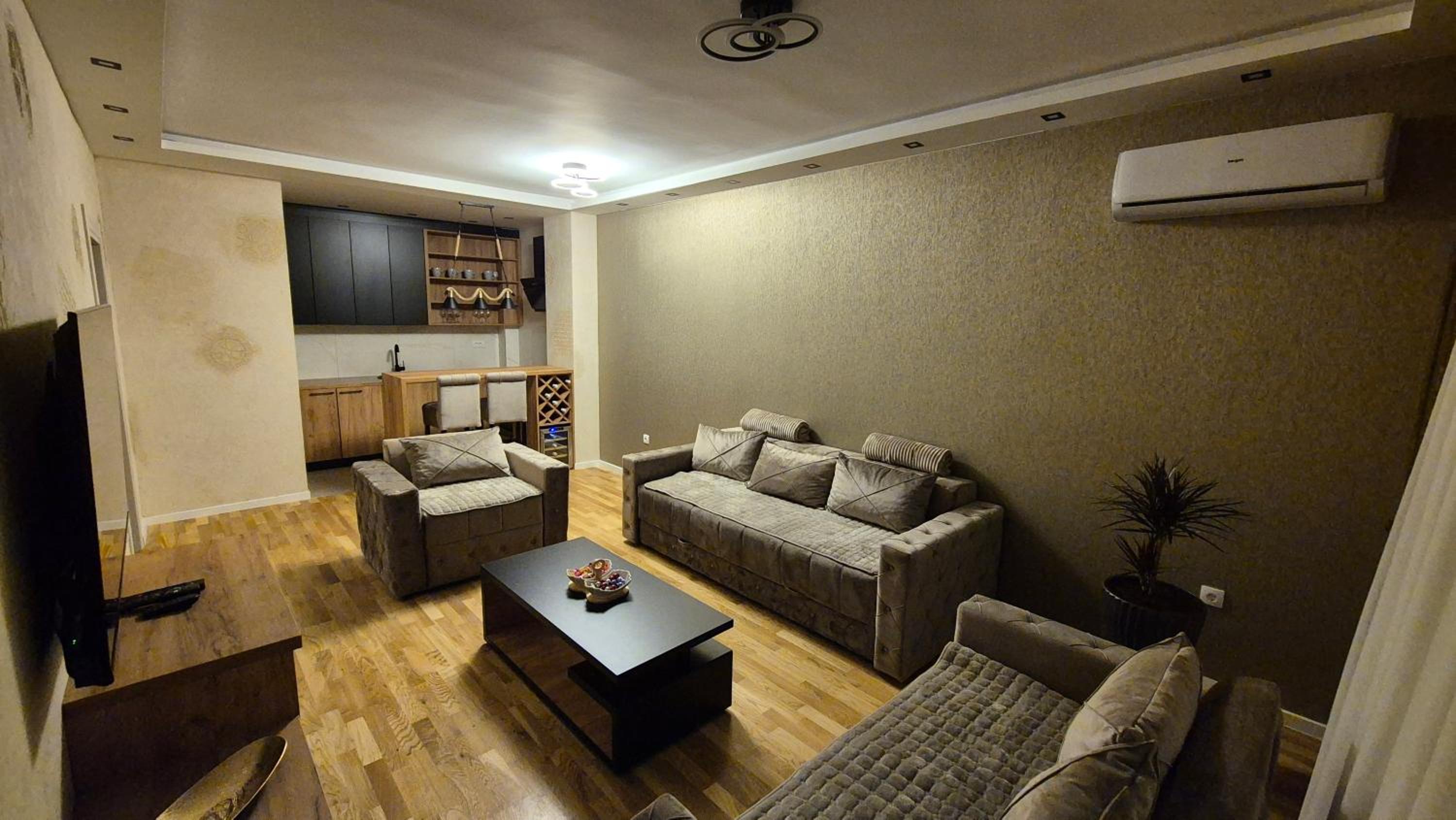 Two-Bedroom Apartment photo 3