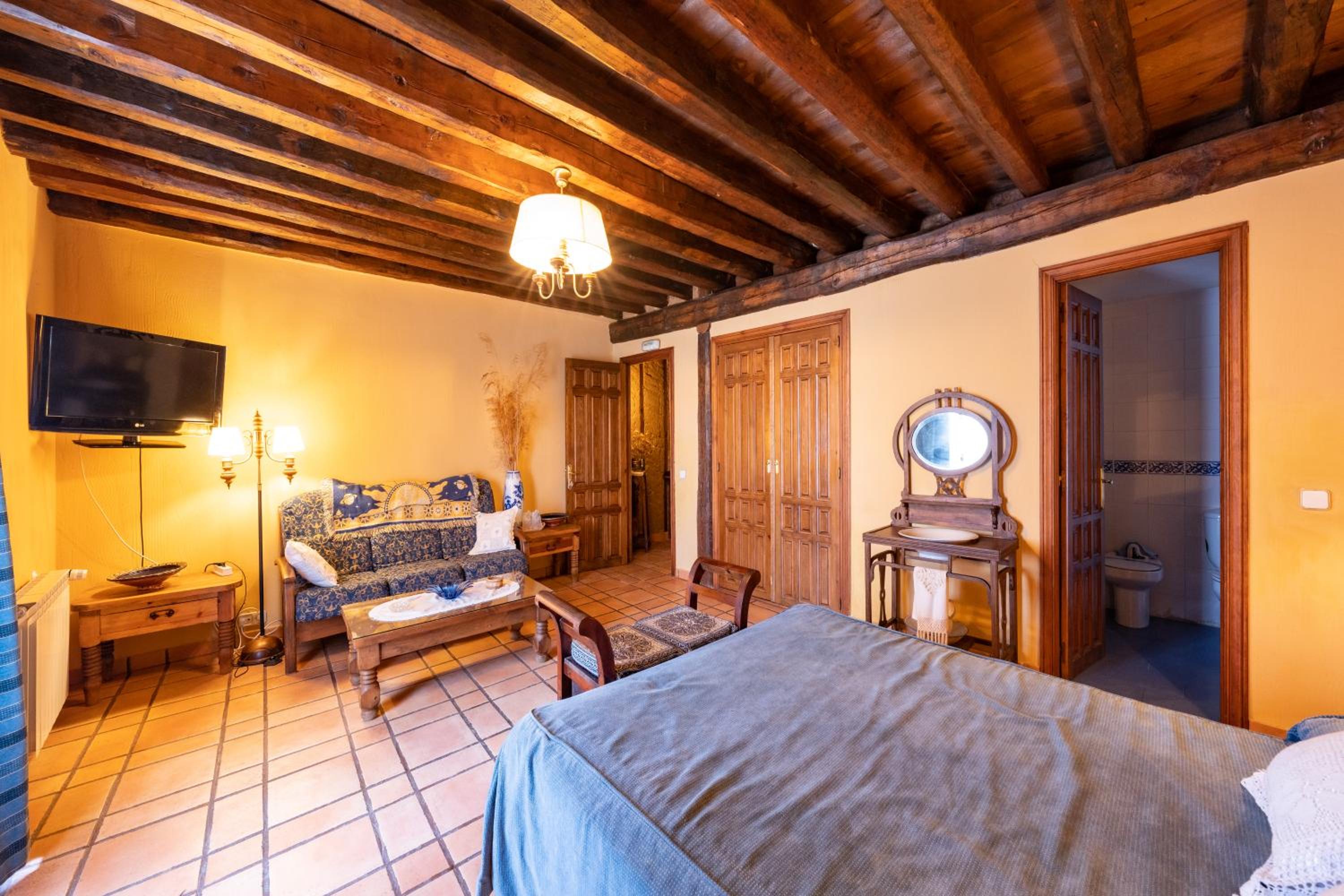 Habitación Doble con Baño Privado