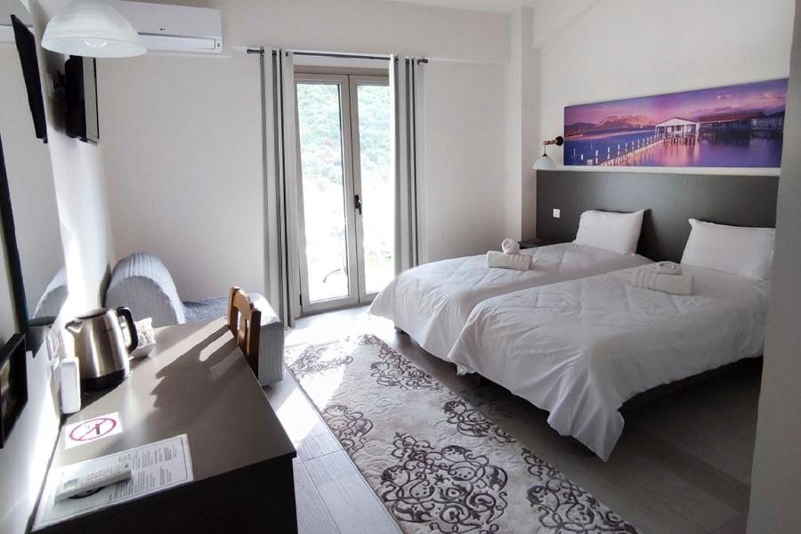 Superior Triple Room photo 2
