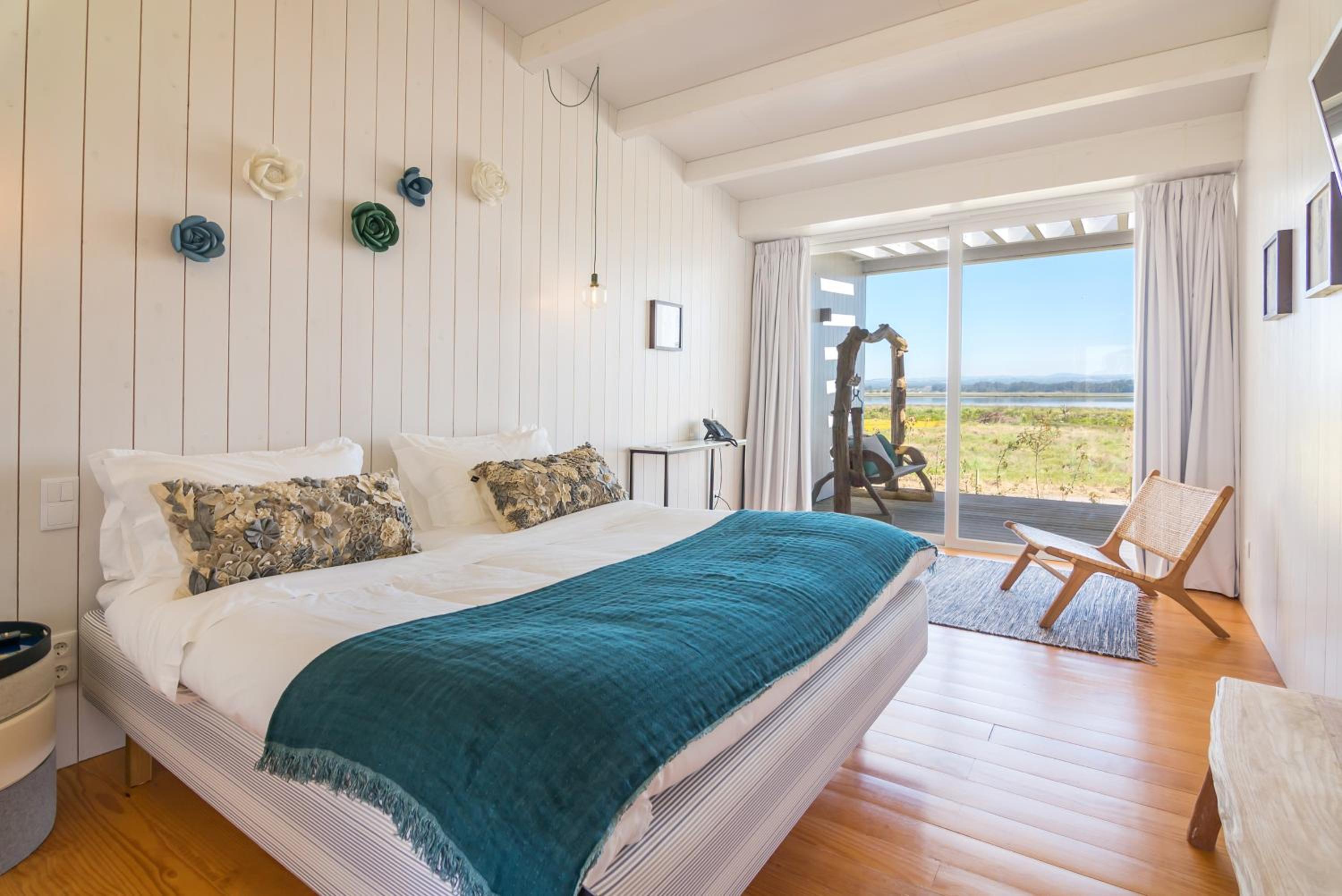 Suite with River View - Photo 1